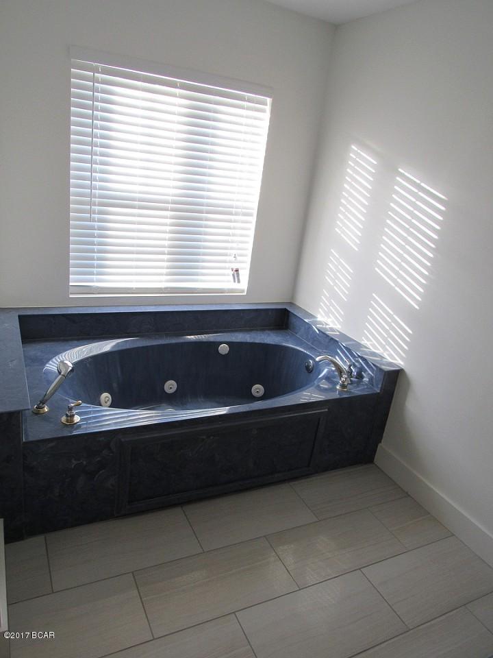 Mallet Bayou - Residential Lease