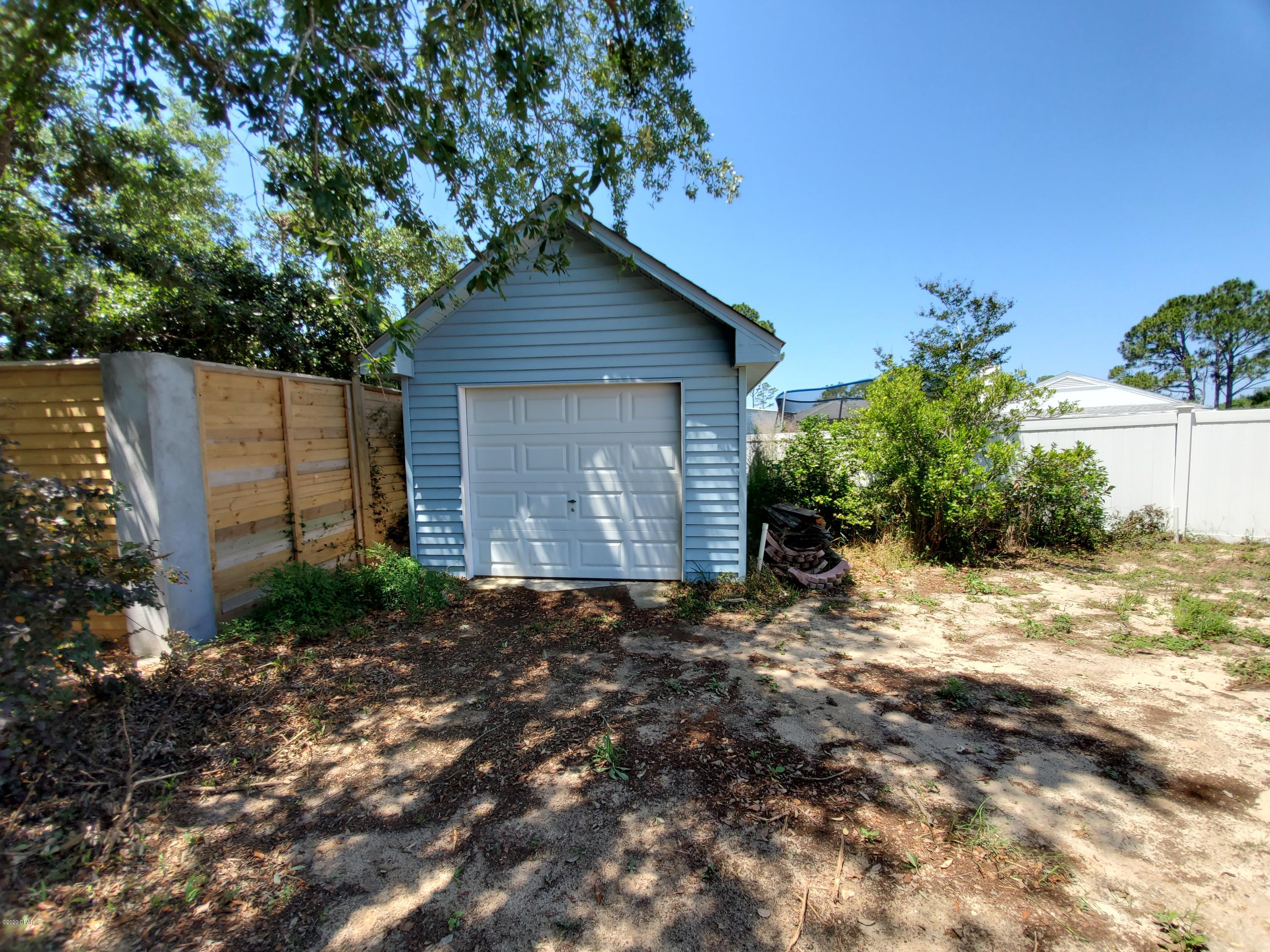 North Lagoon Oaks 5th - Residential