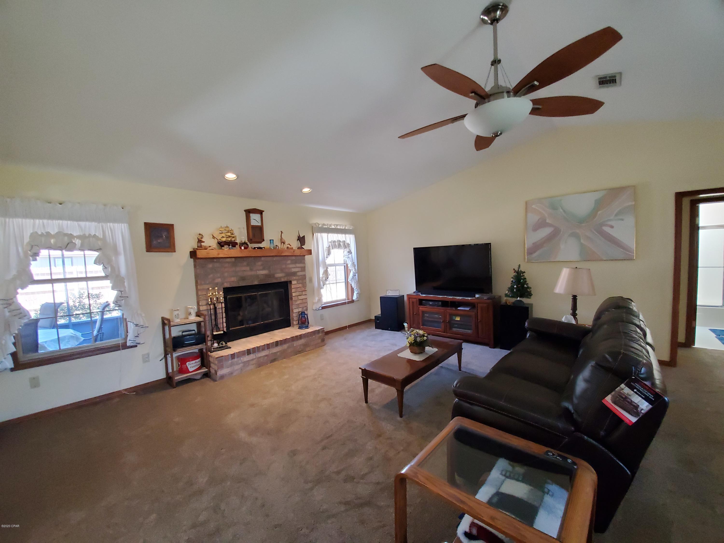 North Lagoon Oaks 5th - Residential