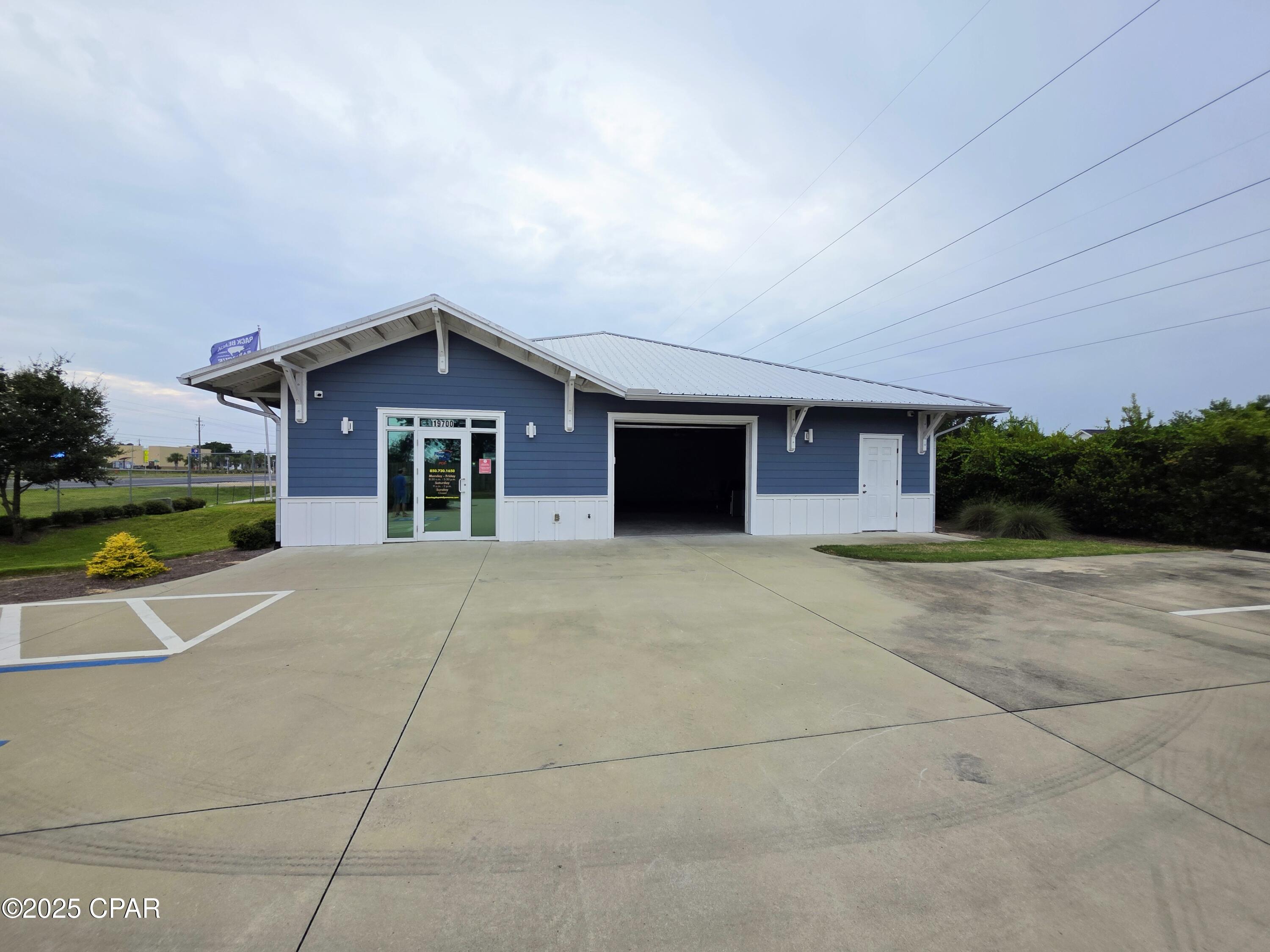 Laguna Beach 3rd Add - Commercial Lease