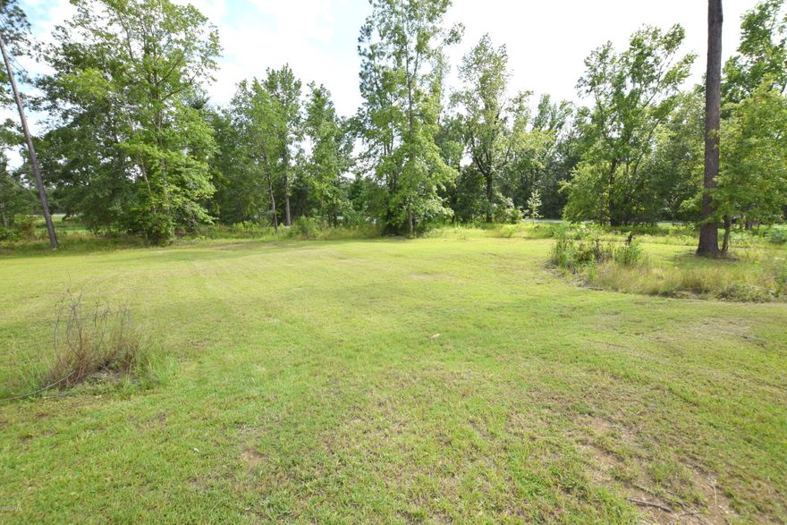 Ready to build your dream home? This vacant lot is located on a cul-de-sac in the highly desirable Martin's Woods subdivision. Neighboring lot is also available for purchase if you like extra space! This community is conveniently located just on the edge of town only minutes away from shopping, schools and restaurants.