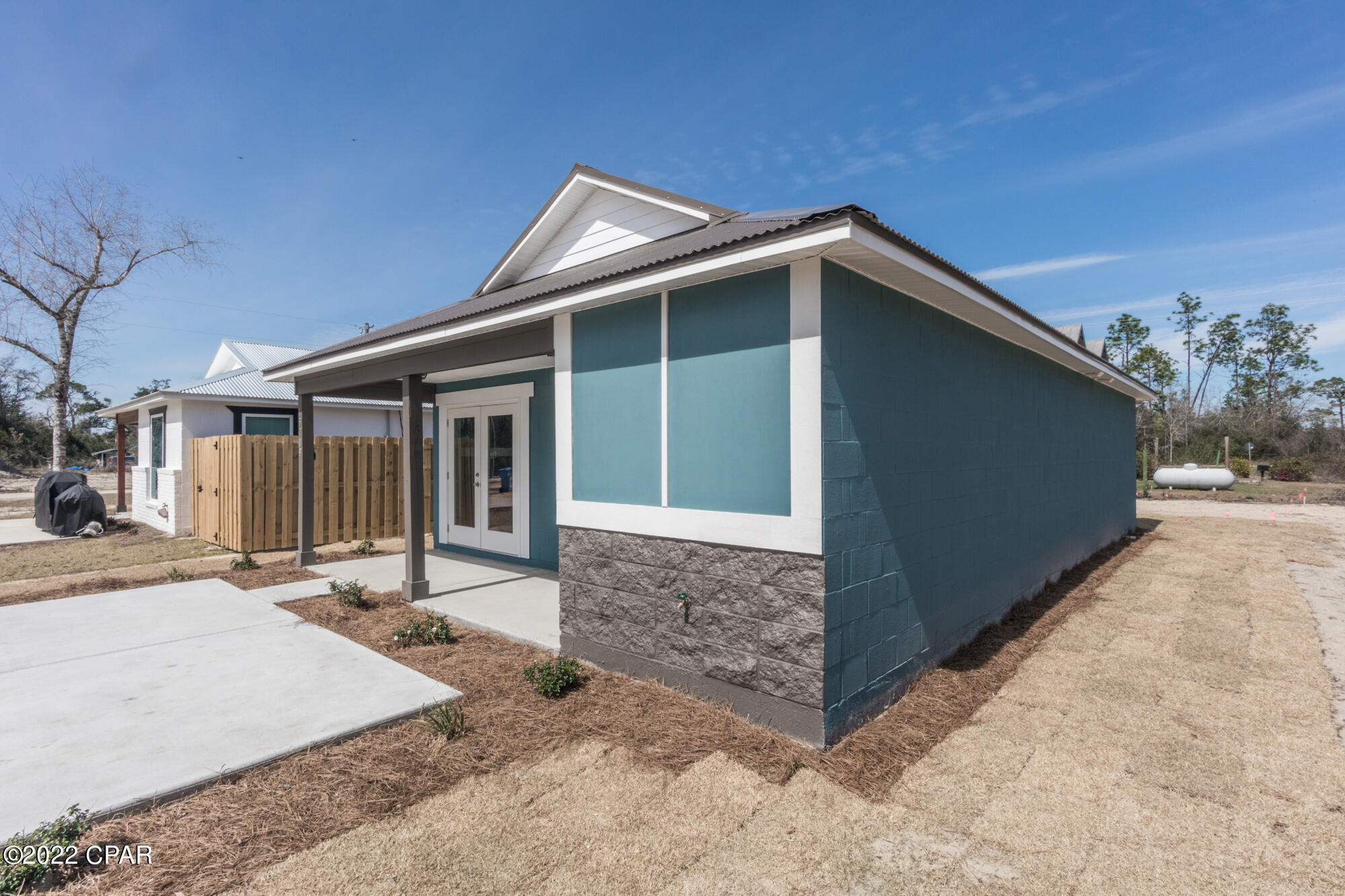 South Caravana Manor - Residential