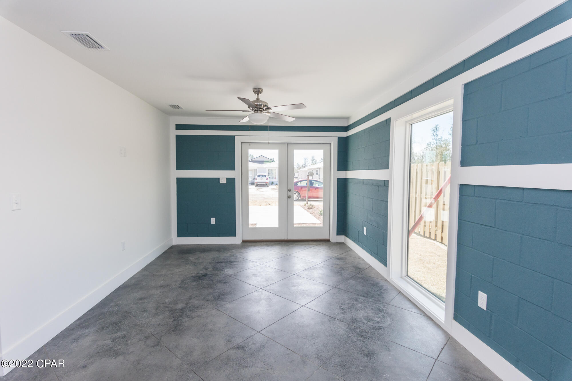 South Caravana Manor - Residential