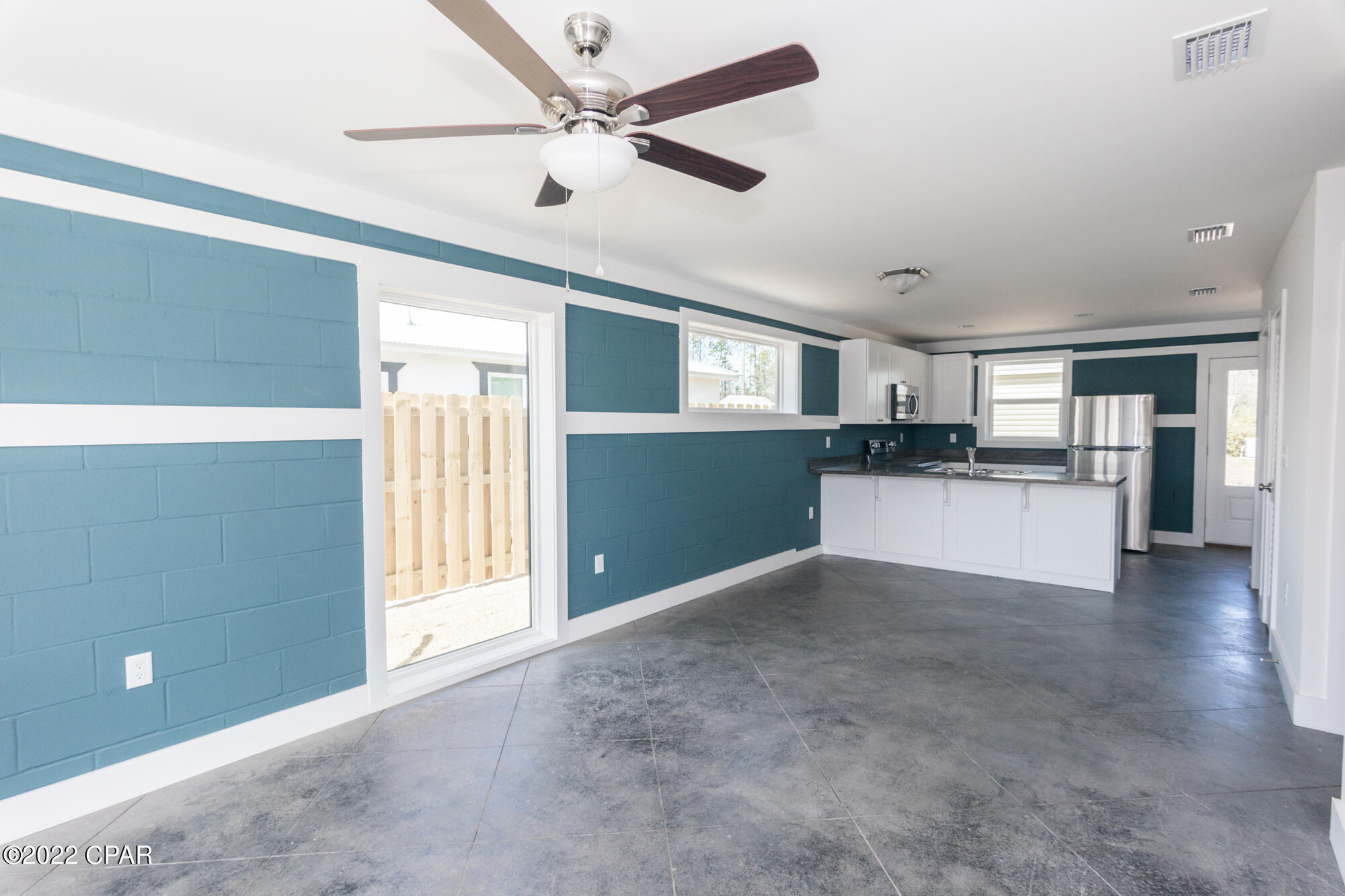 South Caravana Manor - Residential