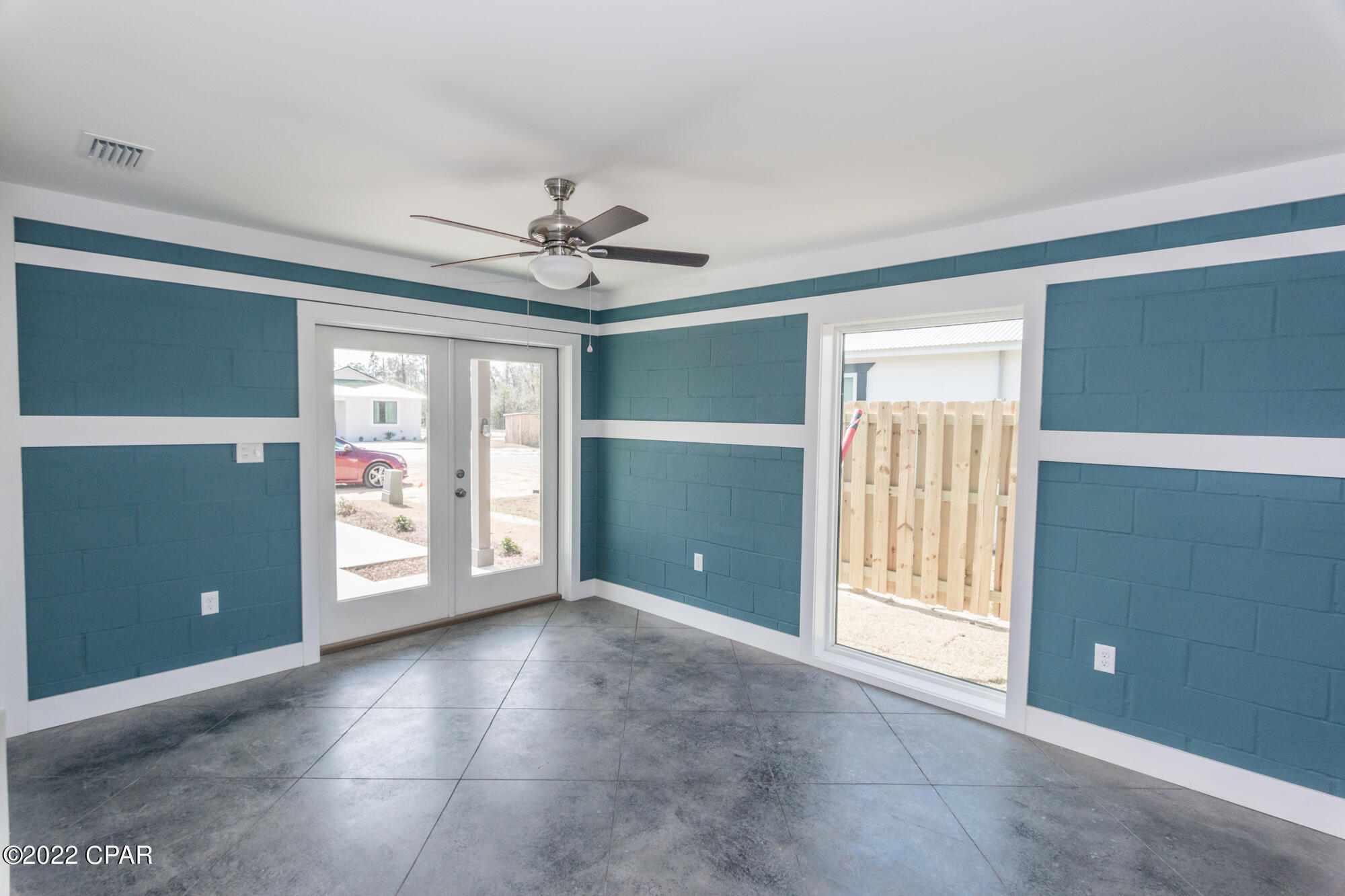 South Caravana Manor - Residential