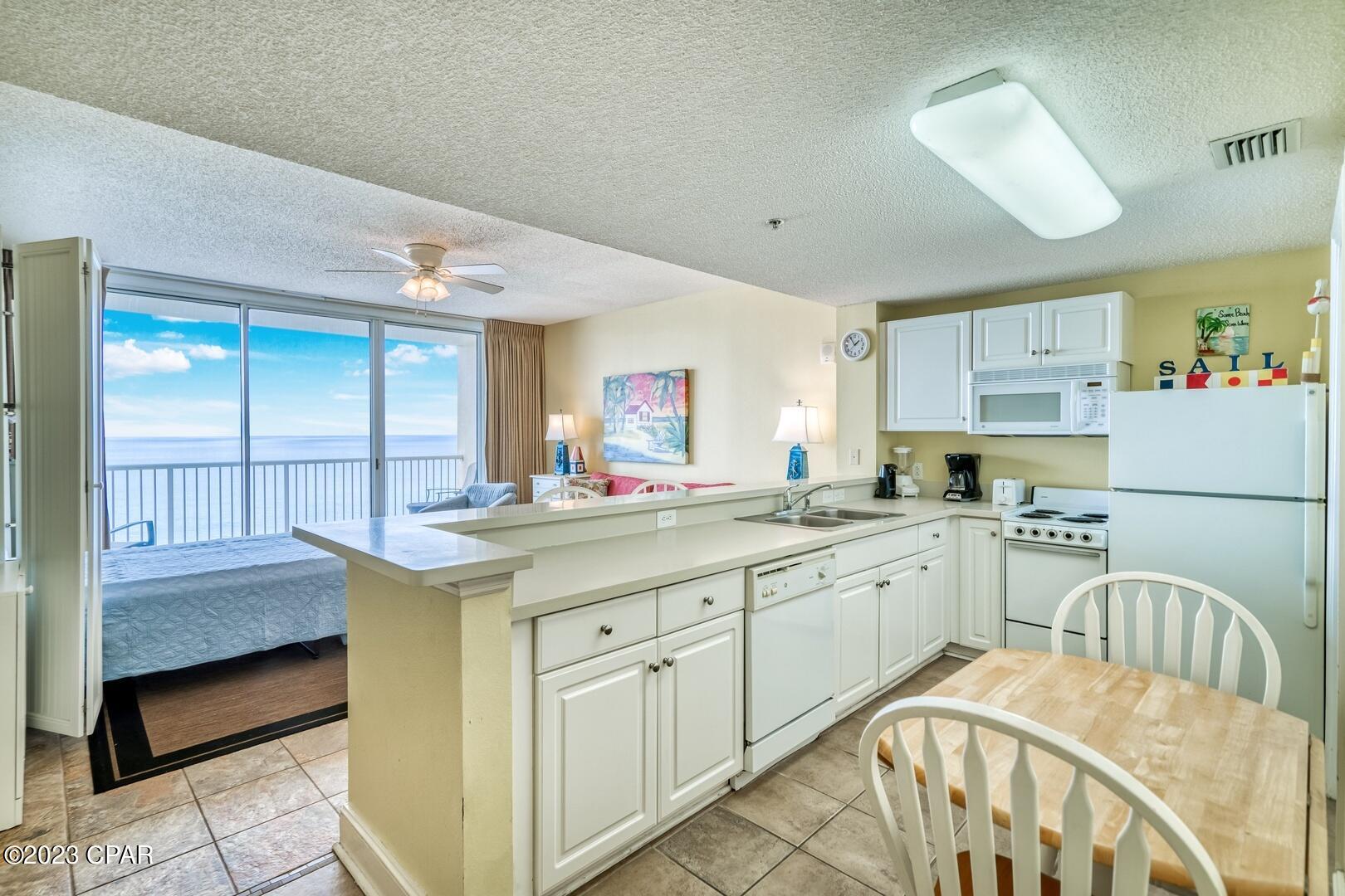 Majestic Beach Tower I - Residential