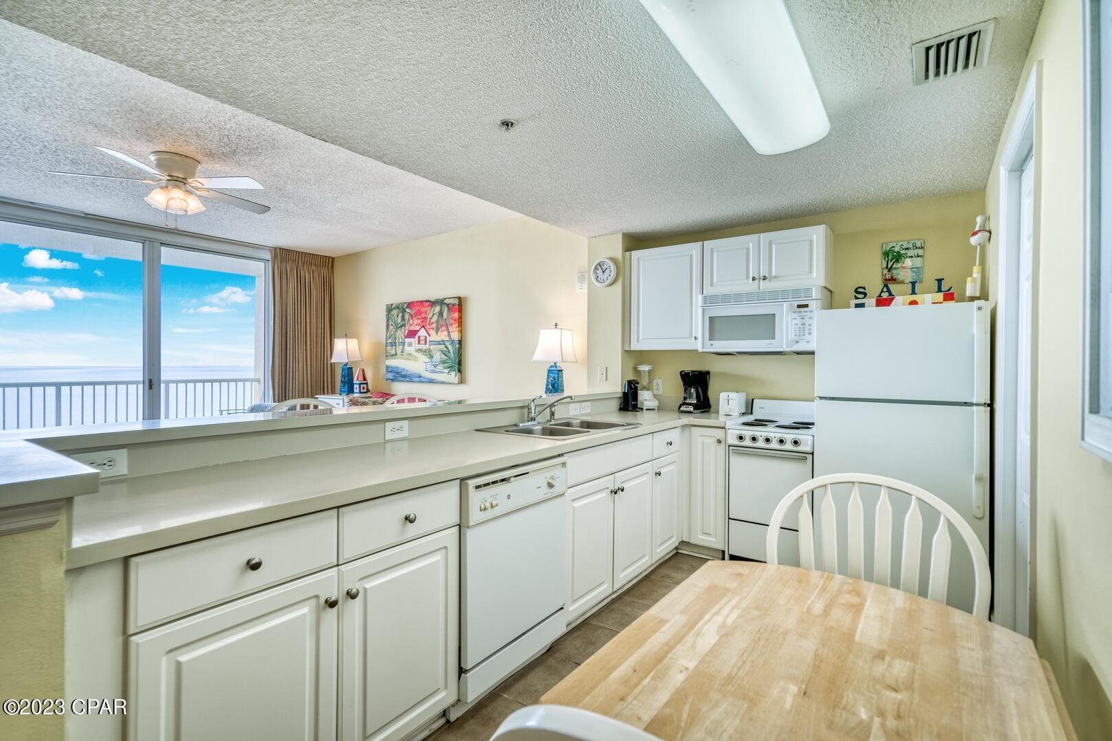 Majestic Beach Tower I - Residential