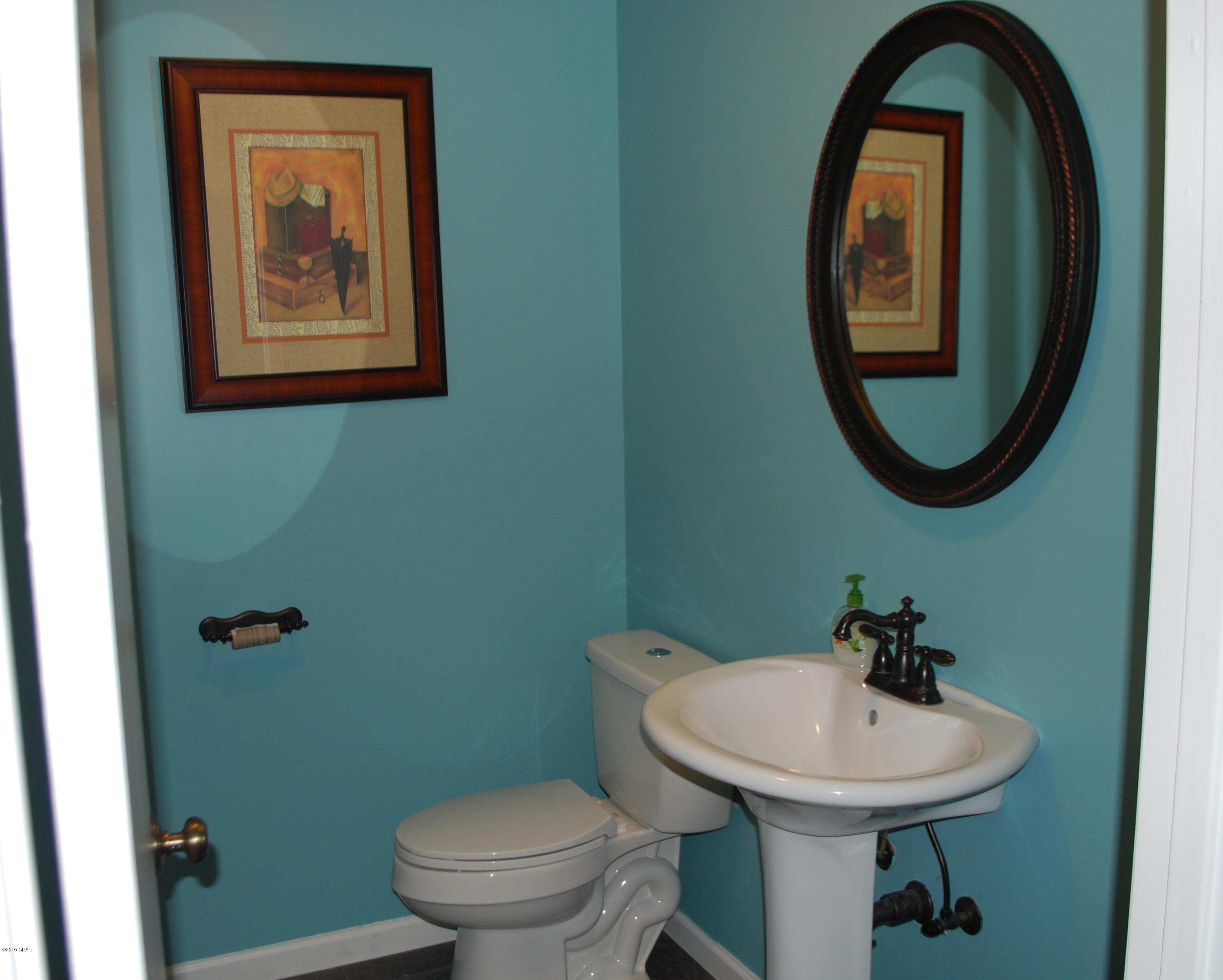 [No Recorded Subdiv] - Commercial Sale