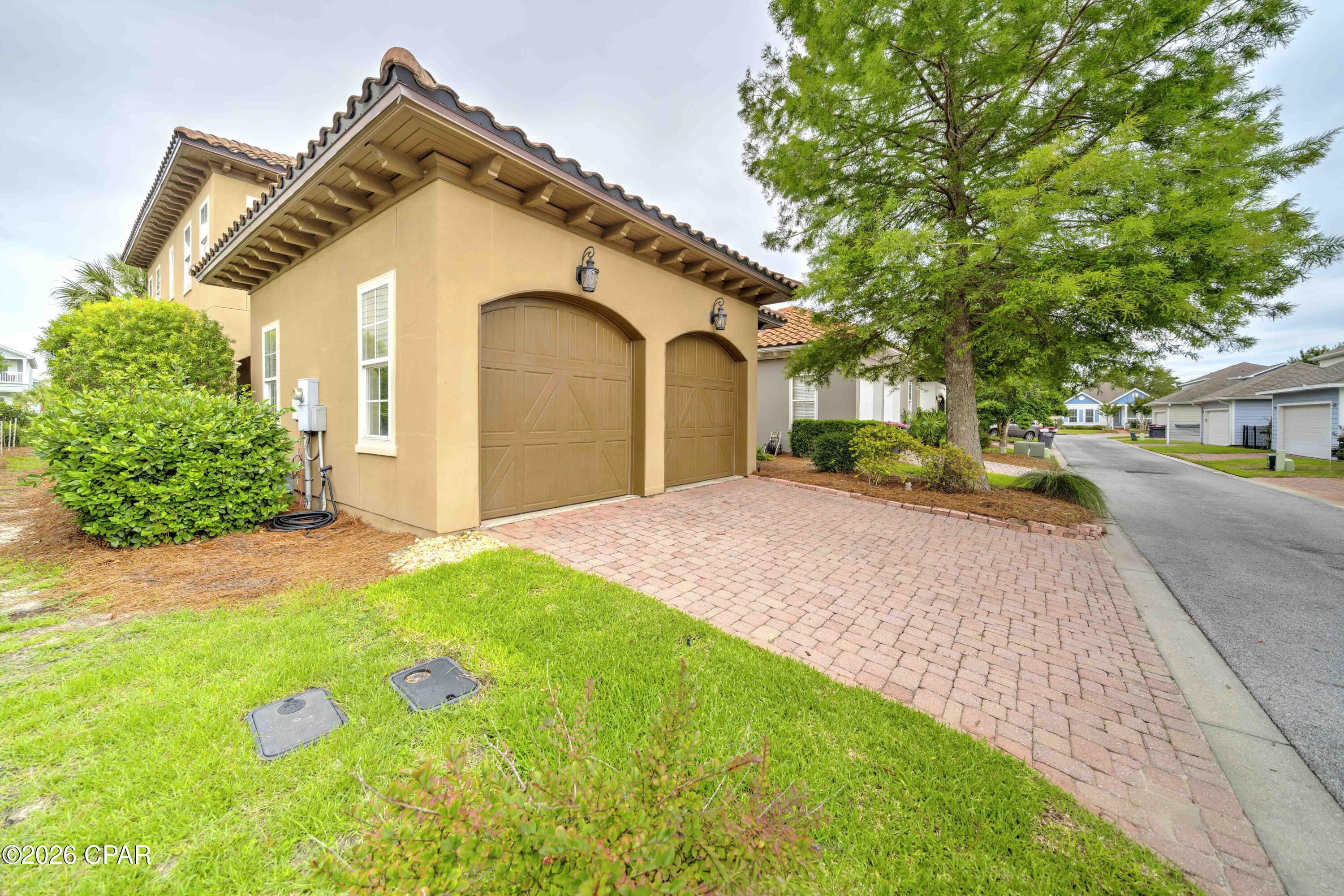 Magnolia Bay Club - Residential