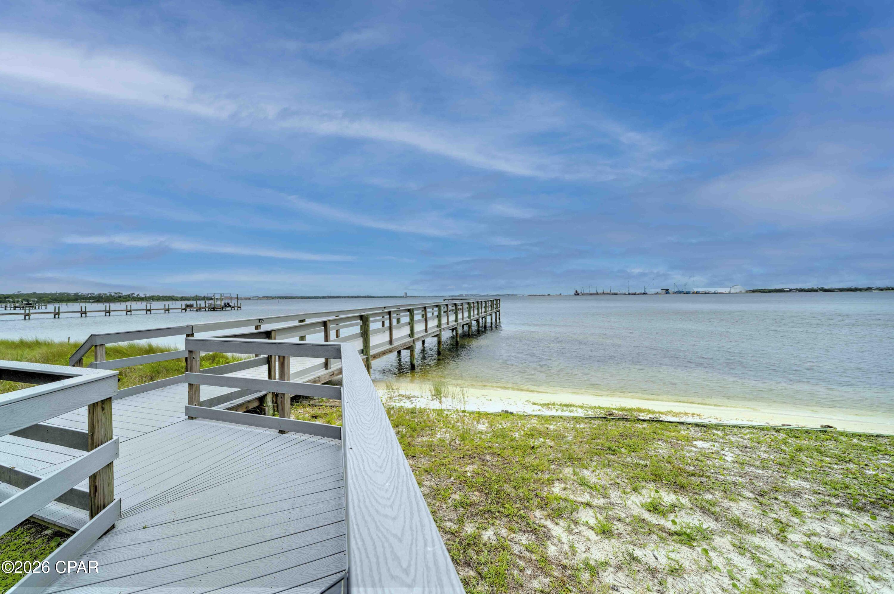 Magnolia Bay Club - Residential
