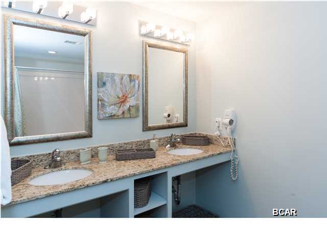 Splash Condo - Residential