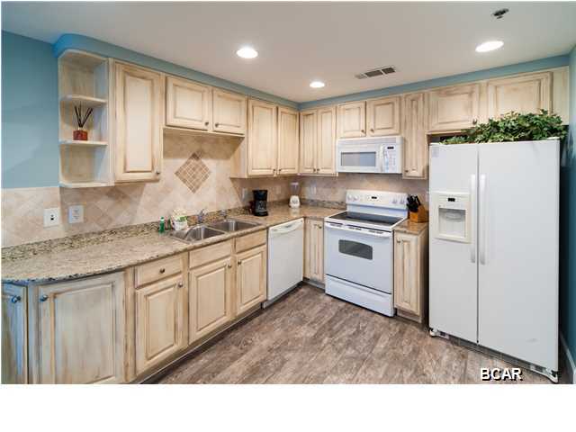 Splash Condo - Residential