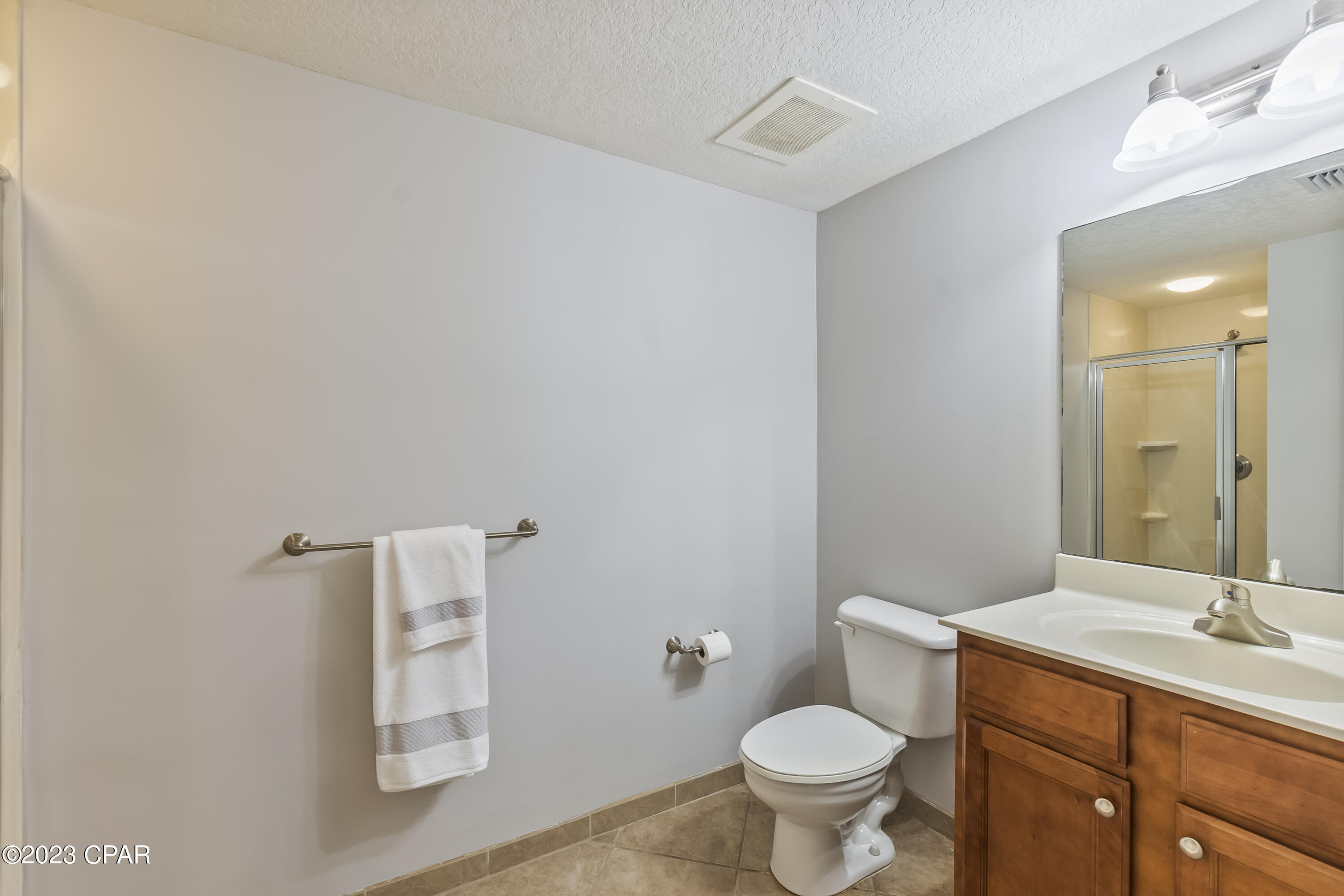 Magnolia Bay Club - Residential