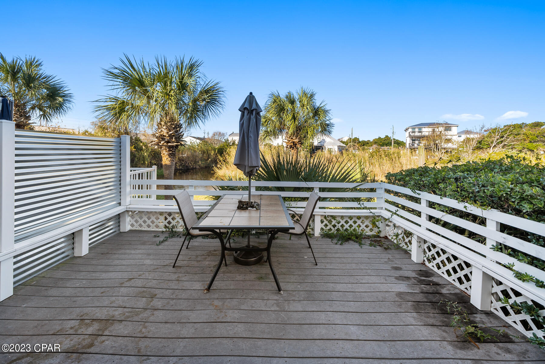 Villa Chateaus - Residential