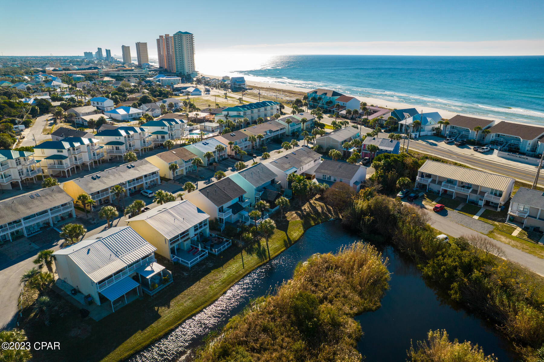 Villa Chateaus - Residential