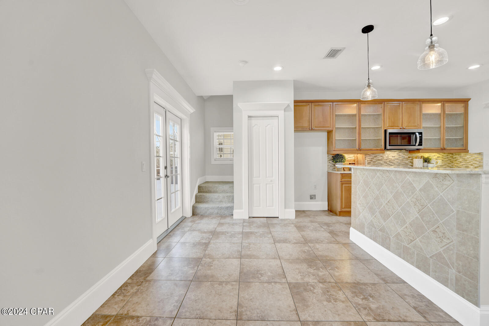 Colony Club - Residential