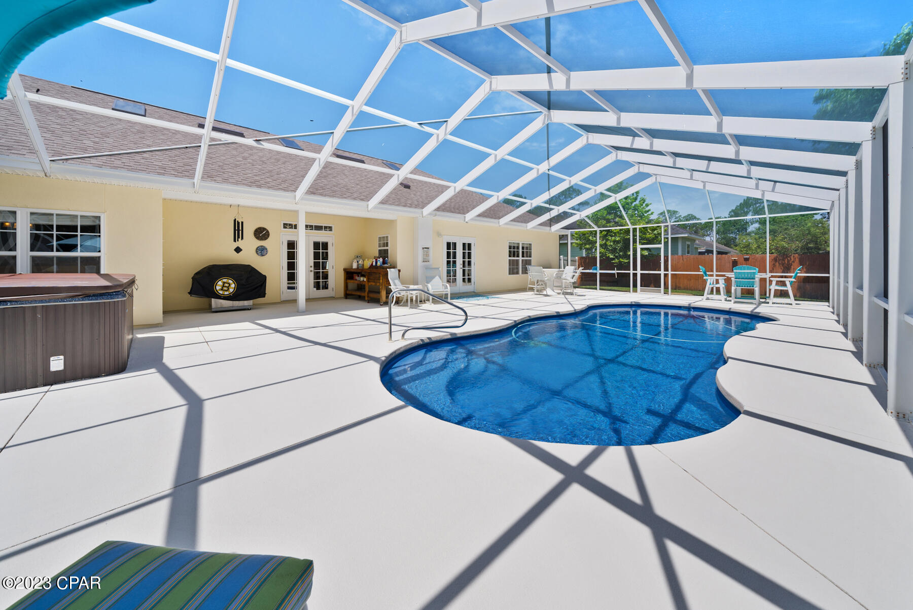 Colony Club - Residential