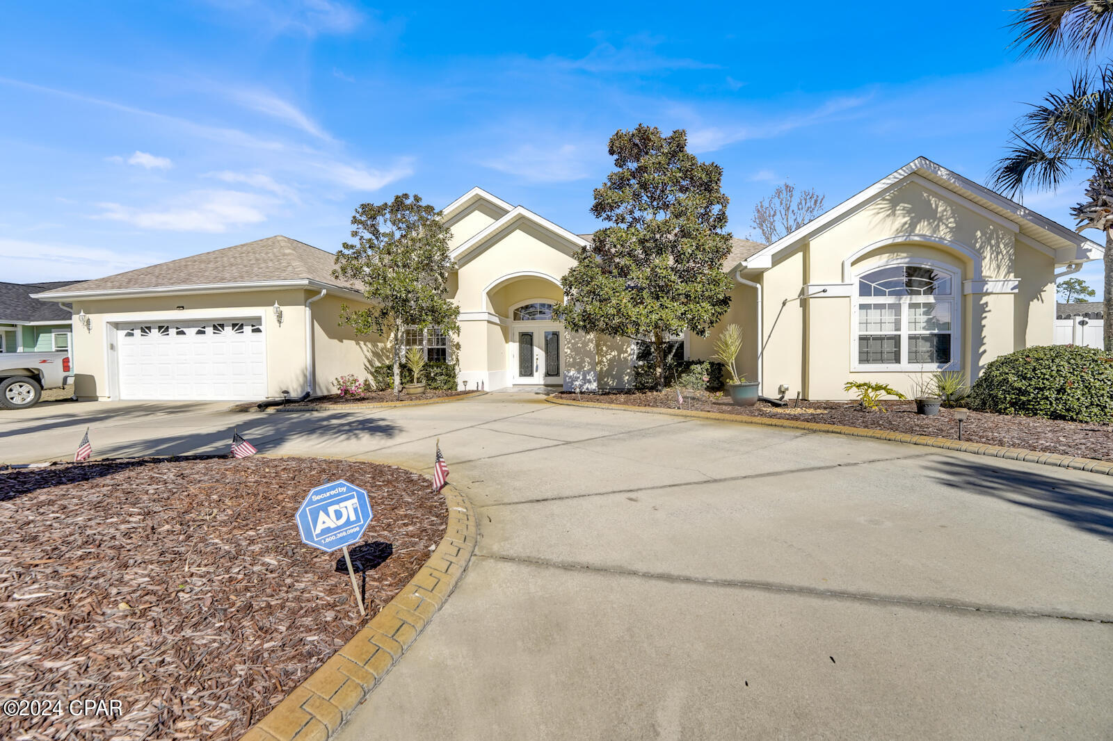 Colony Club - Residential