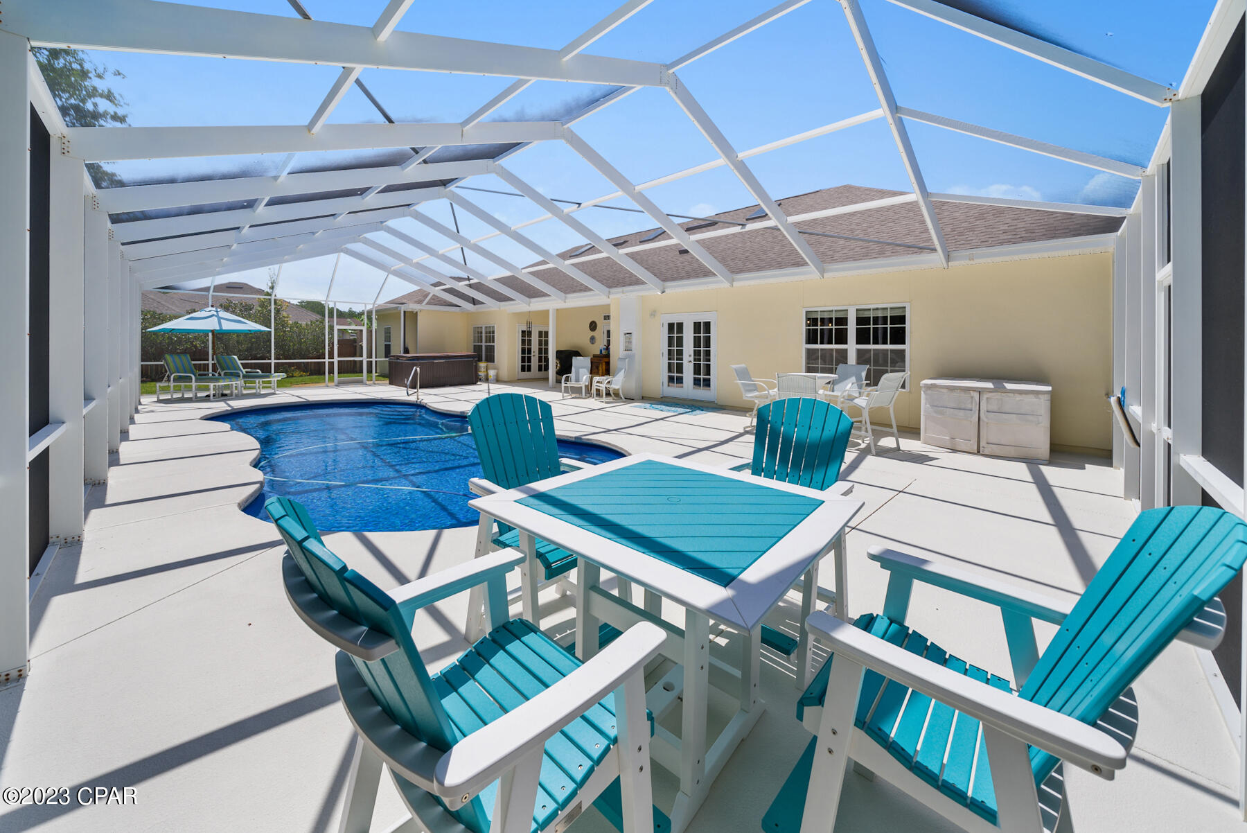 Colony Club - Residential