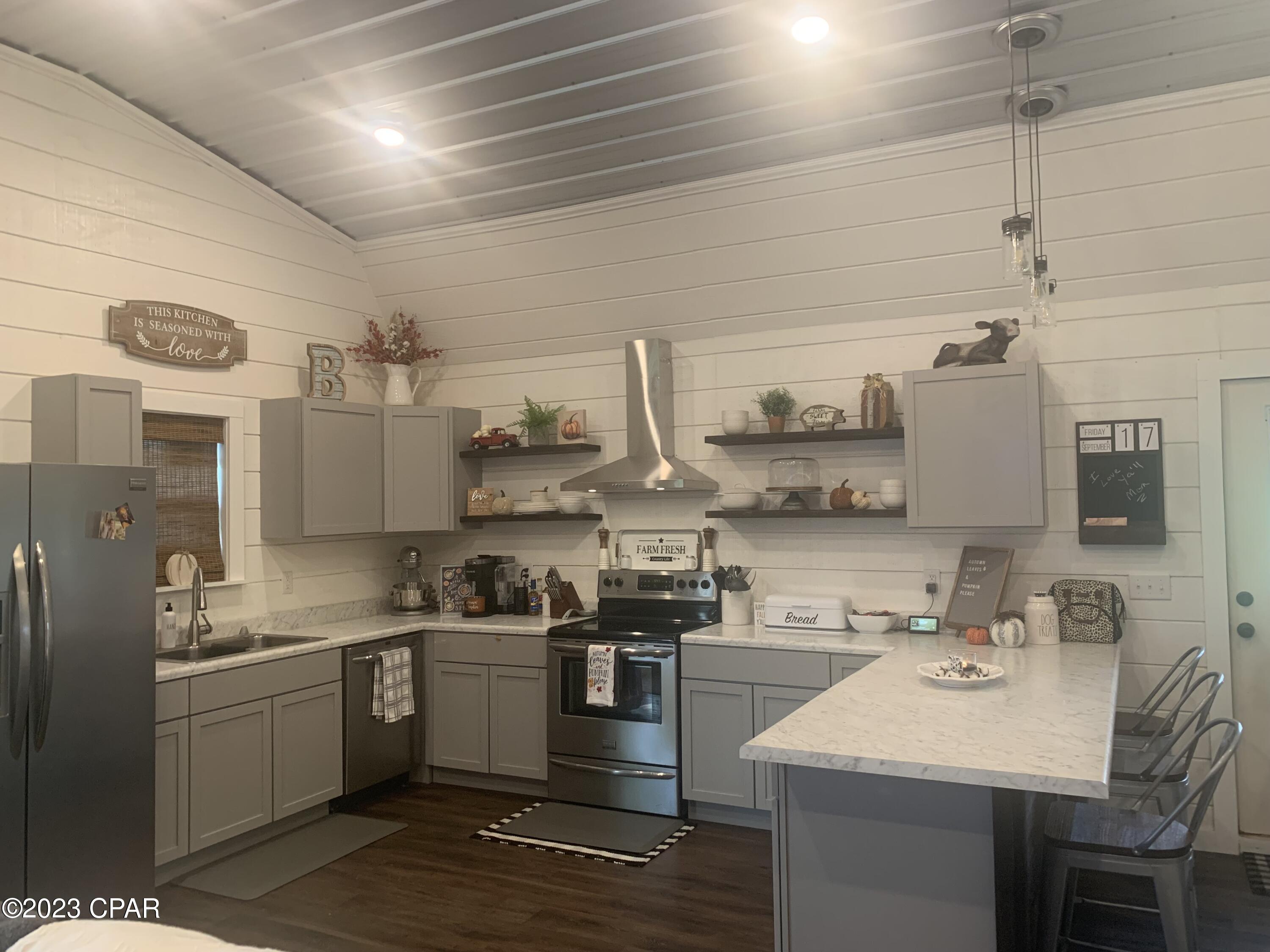 Grand Ridge - Residential