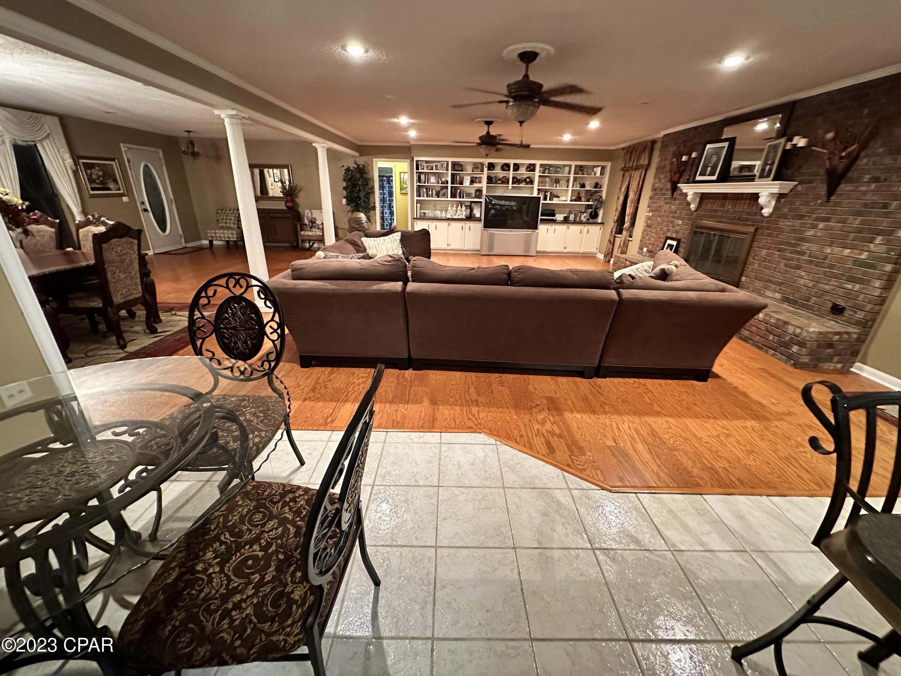 Grand Ridge - Residential