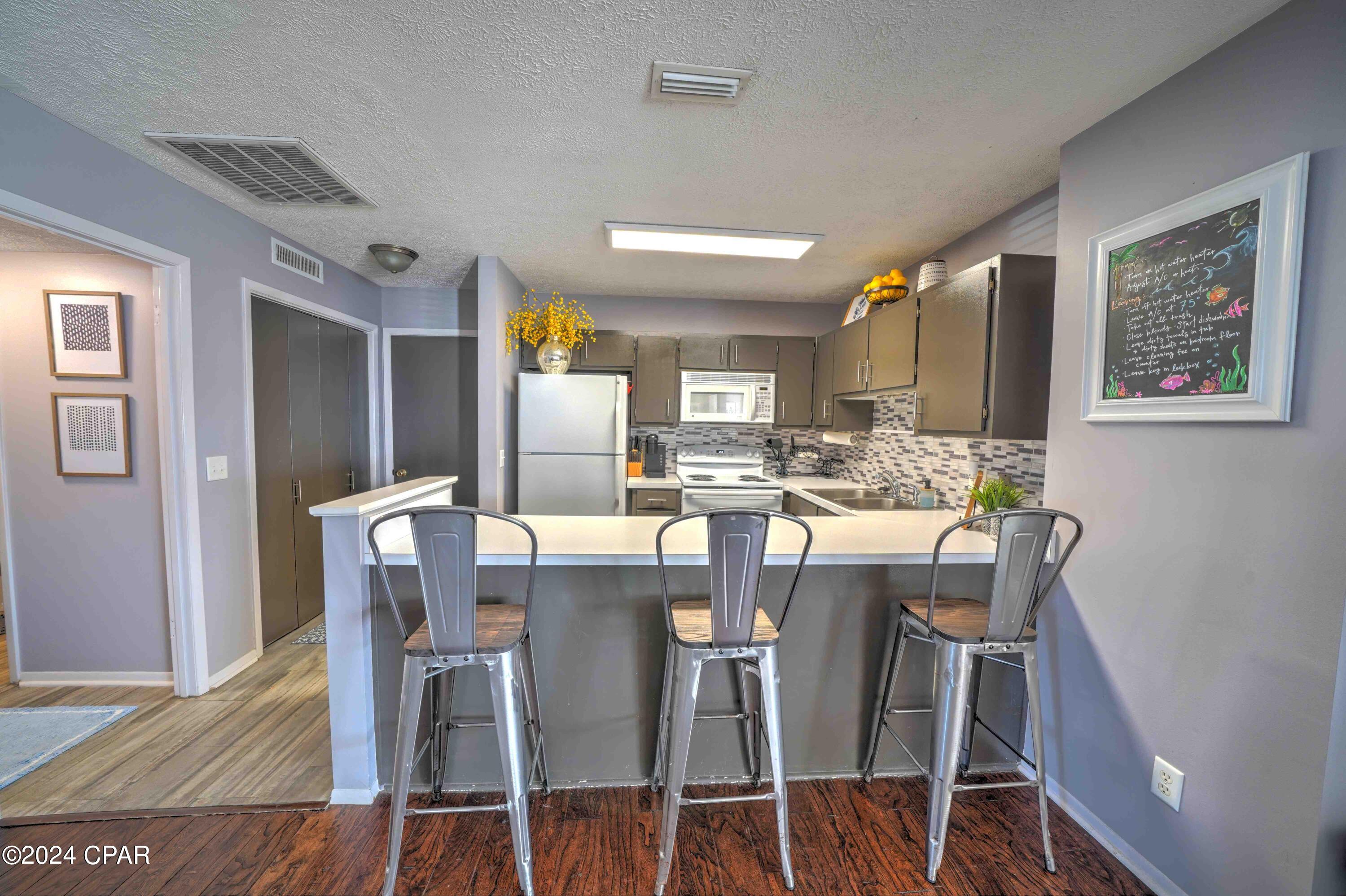 Bay Point Studio Villas Unit 3 - Residential