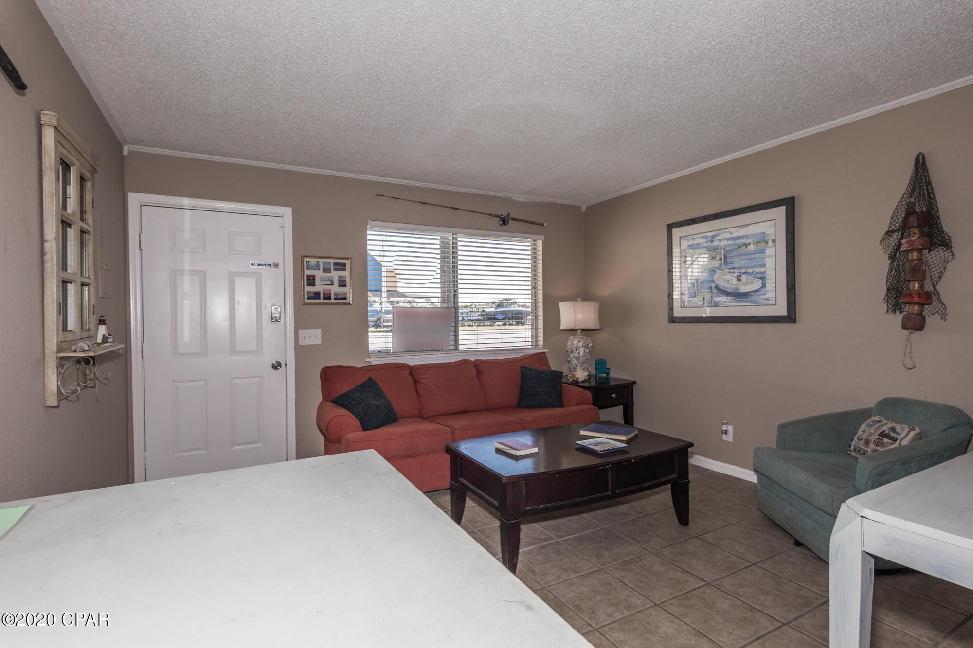 Lazy Daze Condo. - Residential