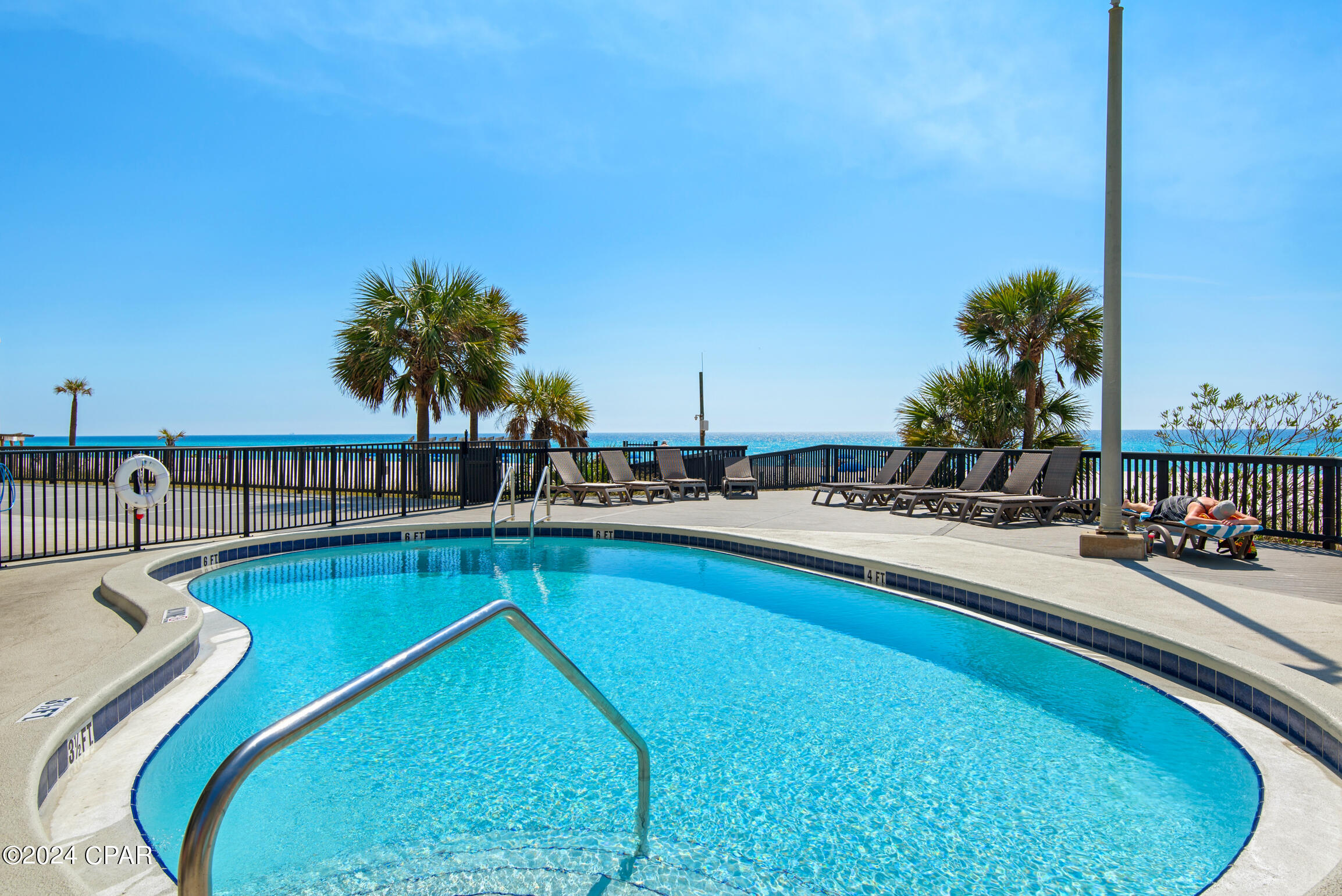Sunbird Condo - Residential