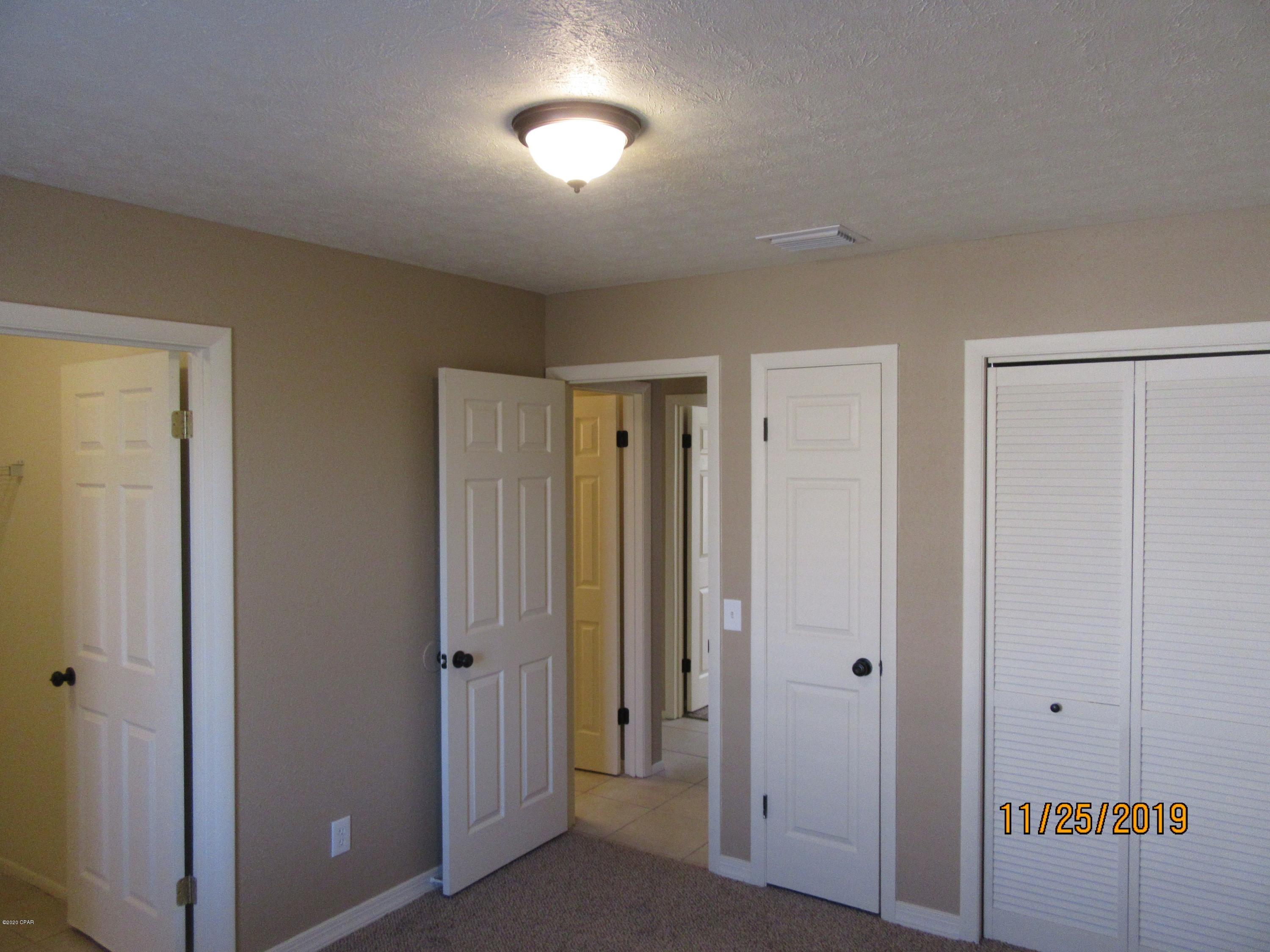 [No Recorded Subdiv] - Residential Lease