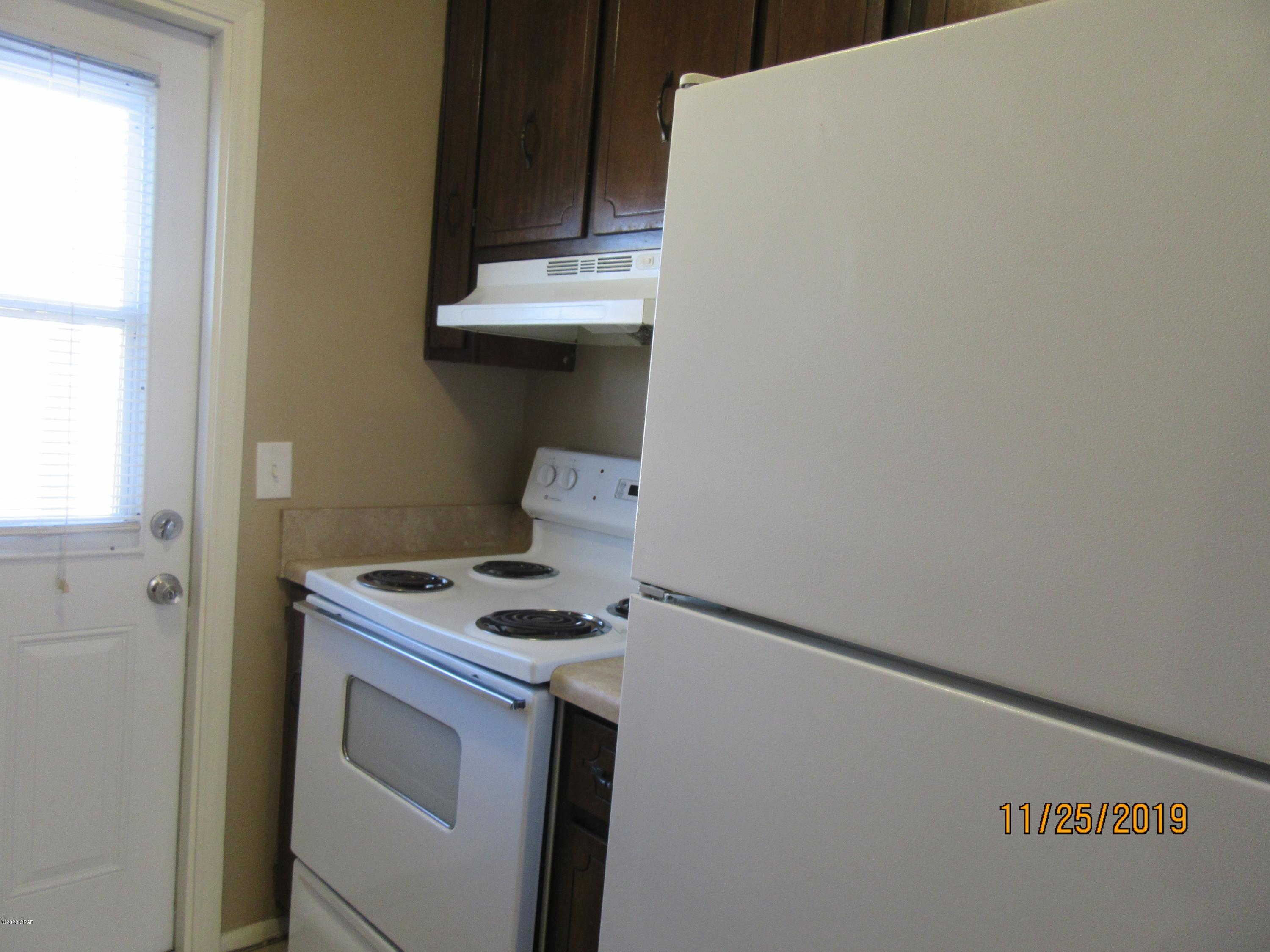 [No Recorded Subdiv] - Residential Lease