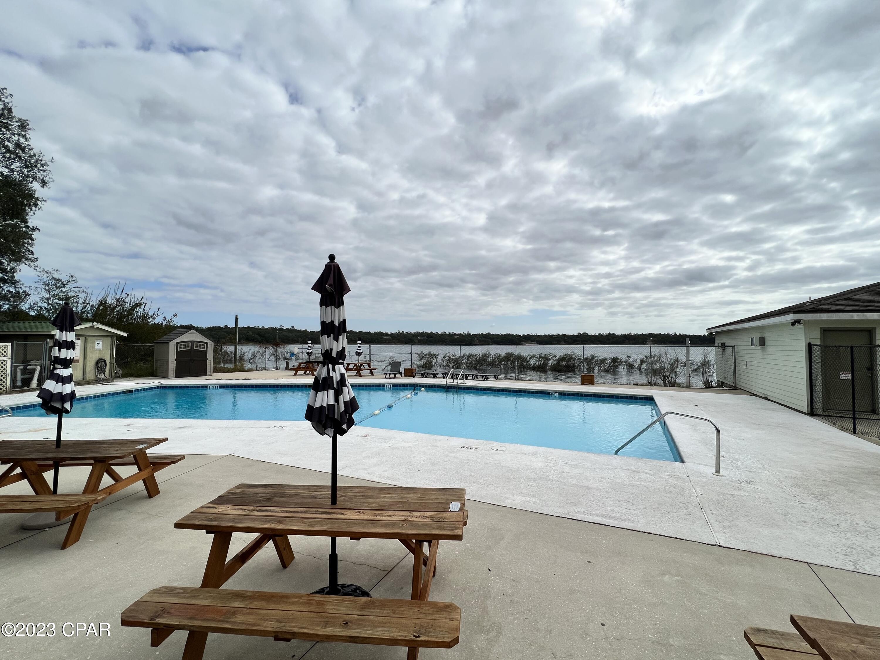 Leisure Lakes - Land