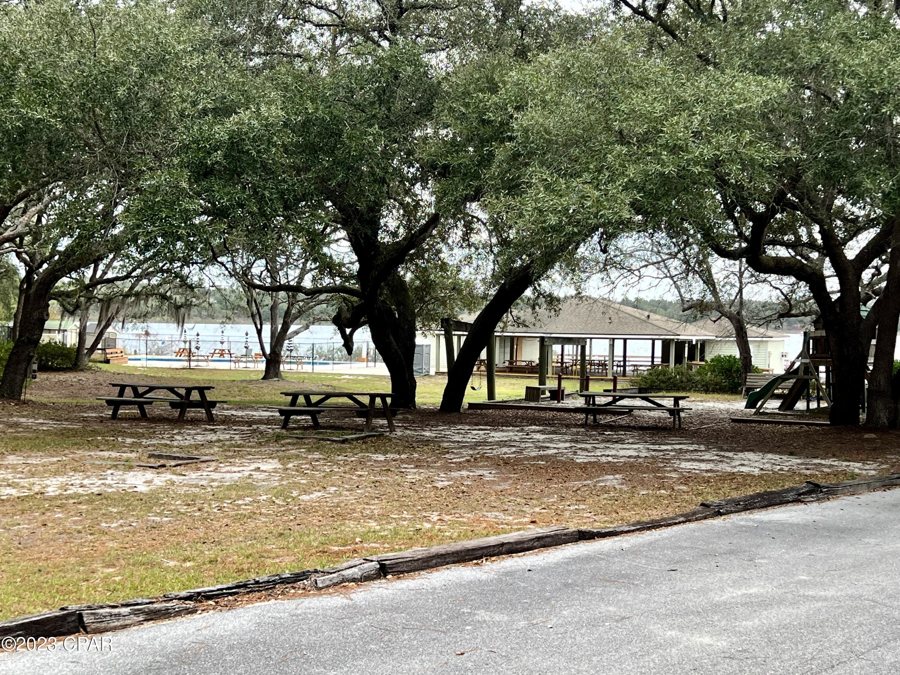 Leisure Lakes - Land