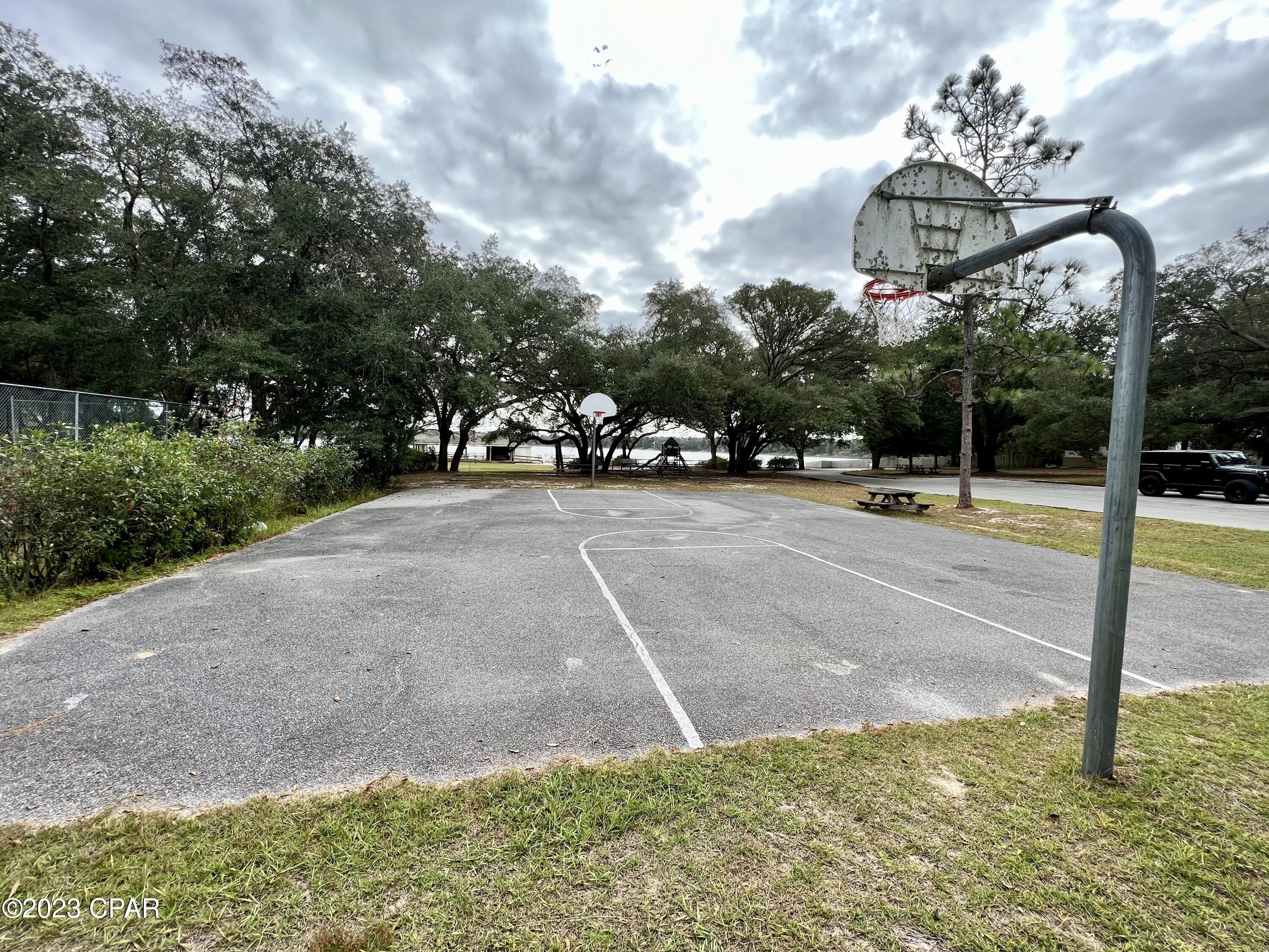 Leisure Lakes - Land