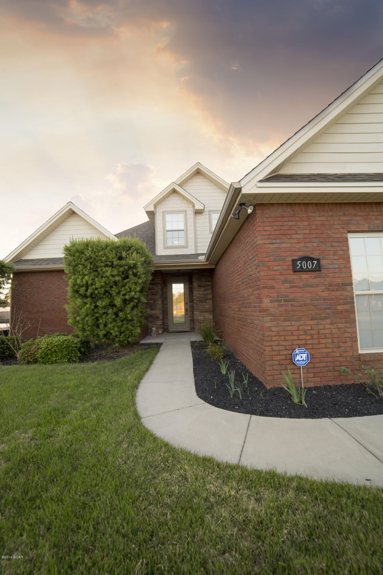 Cherokee Heights - Residential