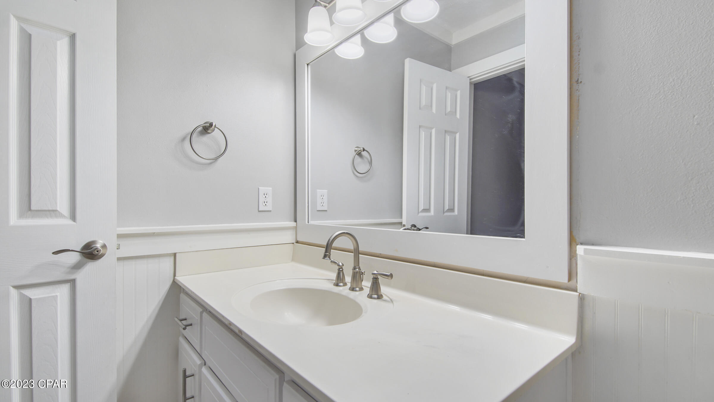 Michigan Court Sub - Residential