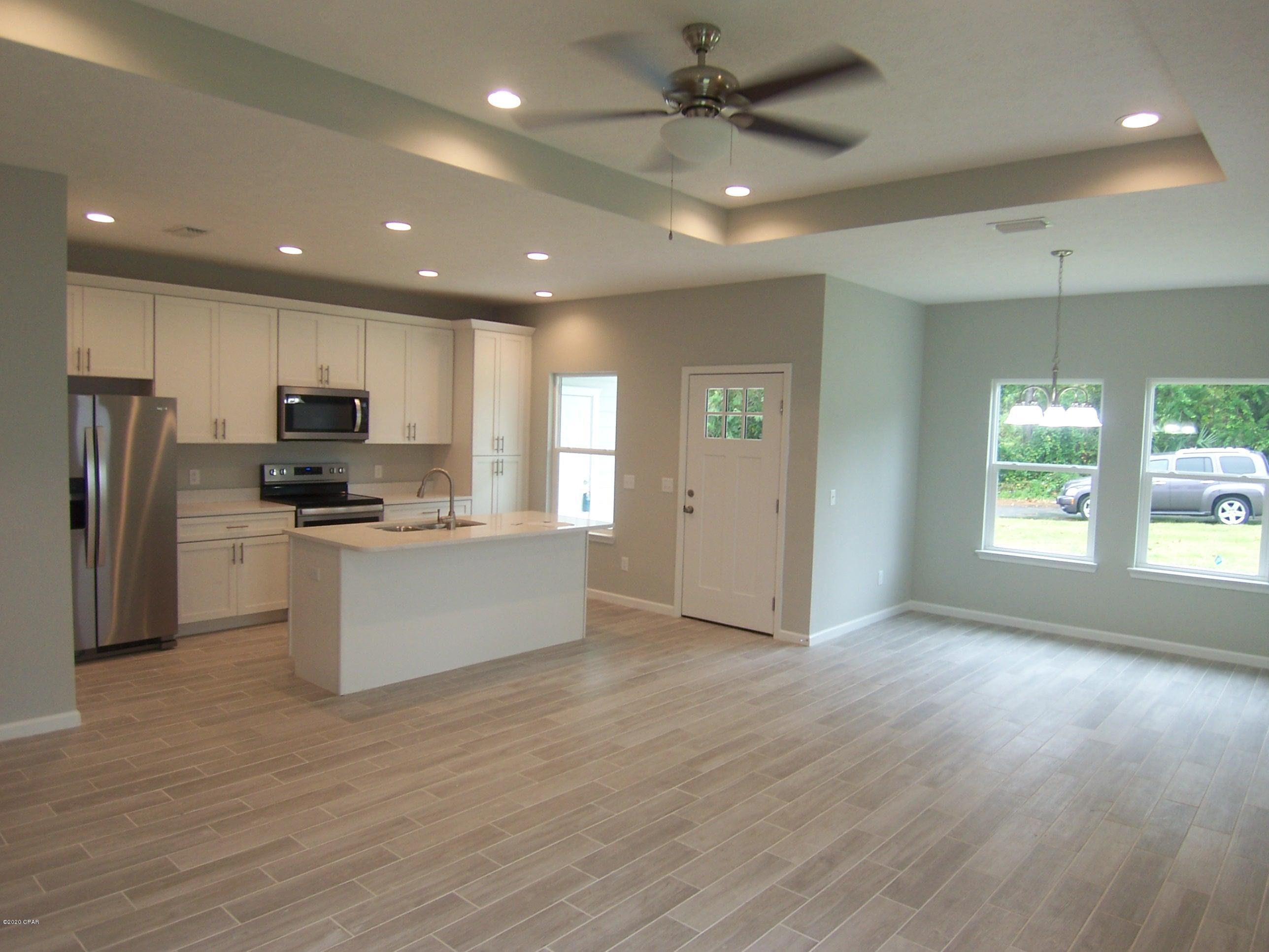 Laguna Beach 8th Add - Residential