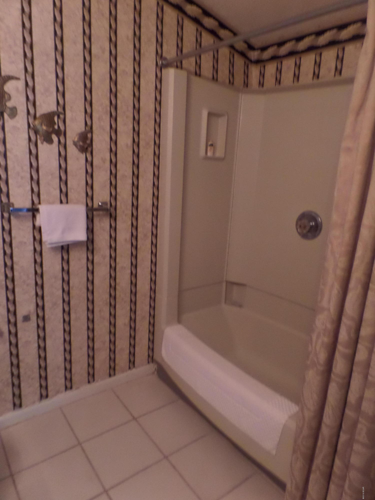 Sunnyside Beach & Tennis Condo - Residential