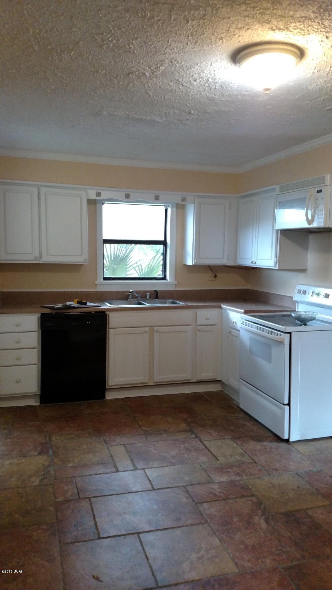 Sudduths 4th Add - Residential Lease