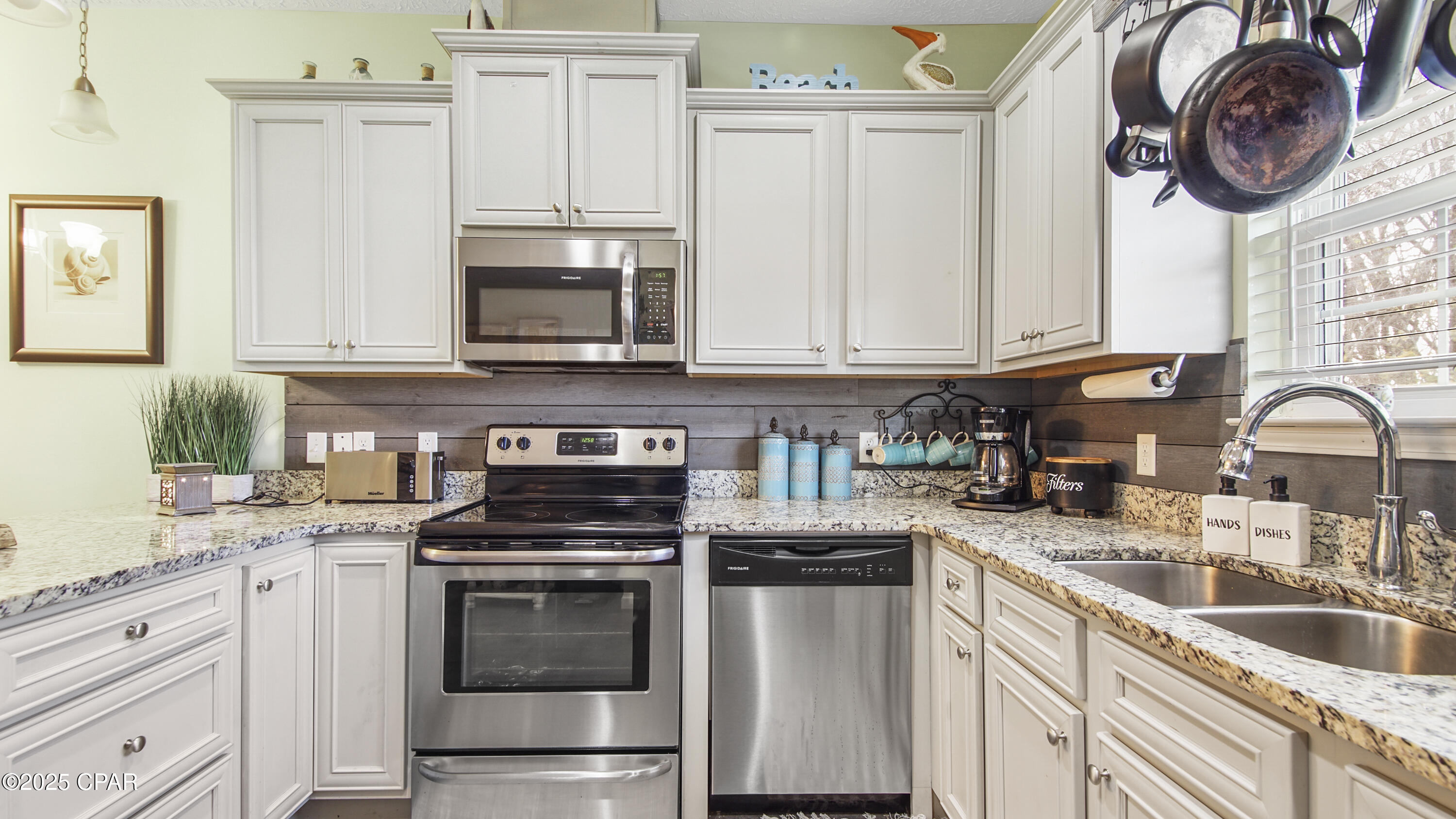 Causeway Manor - Residential