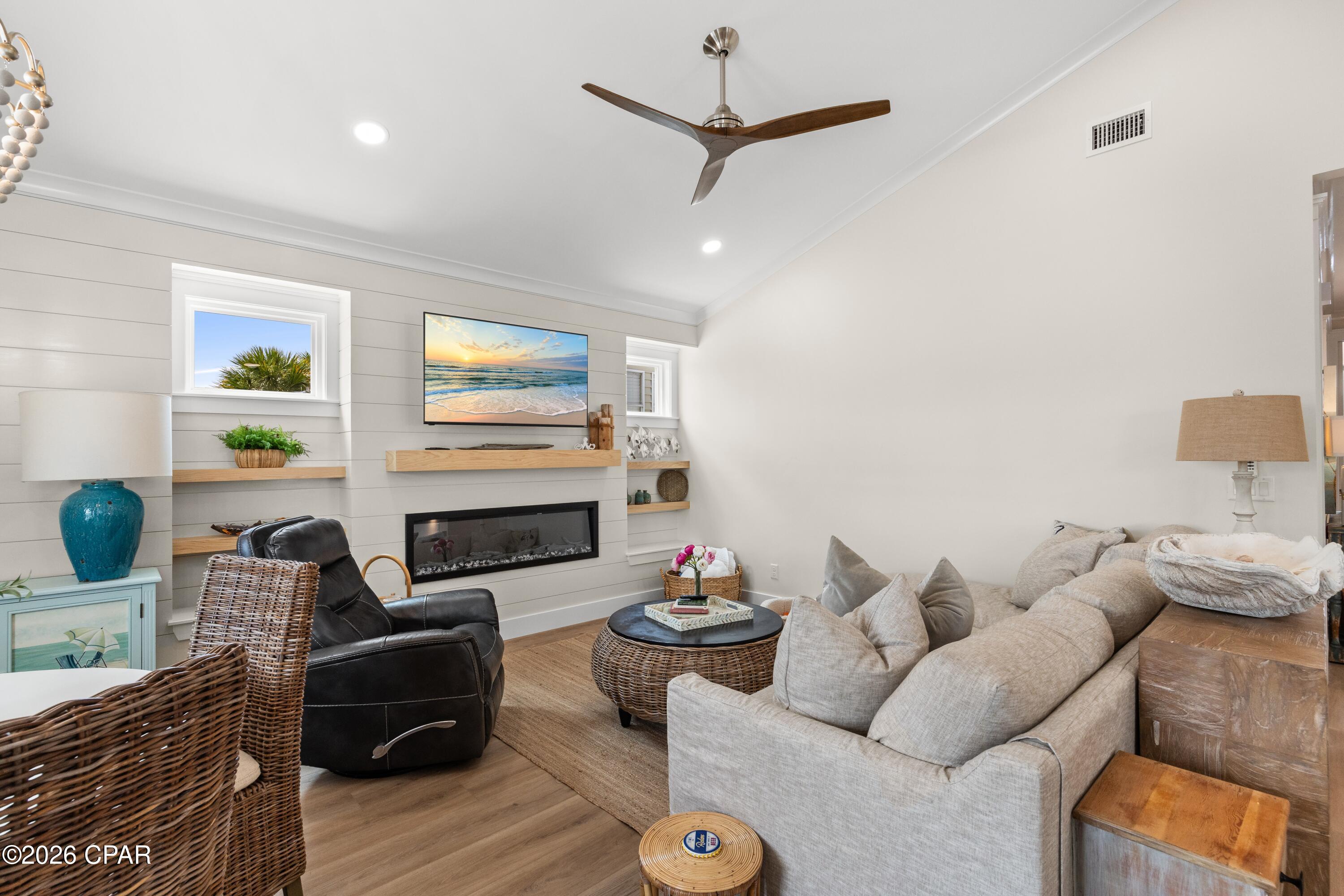 Venture Out Travel Trail - Residential