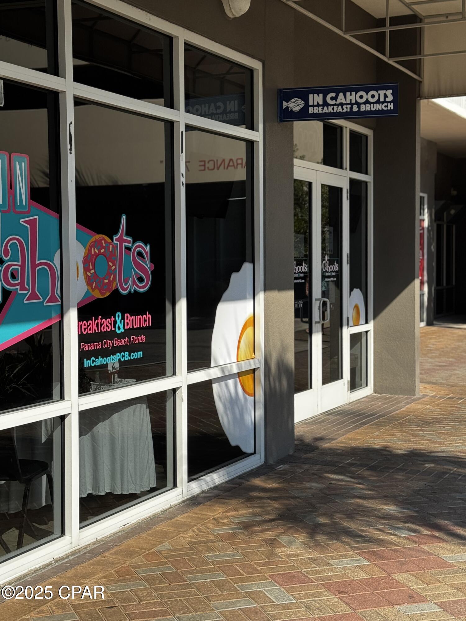 Laketown Wharf - Commercial Sale