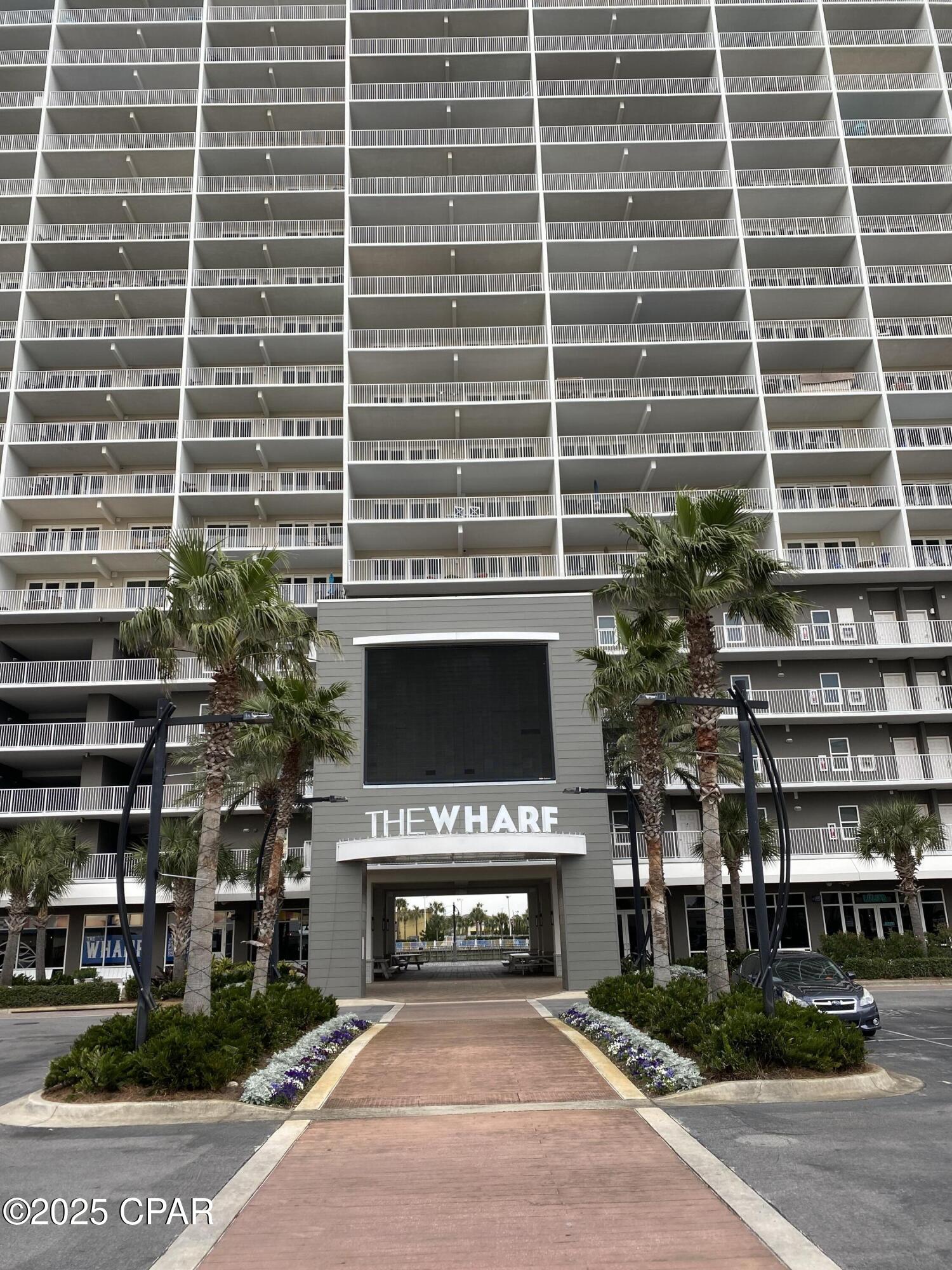 Laketown Wharf - Commercial Sale