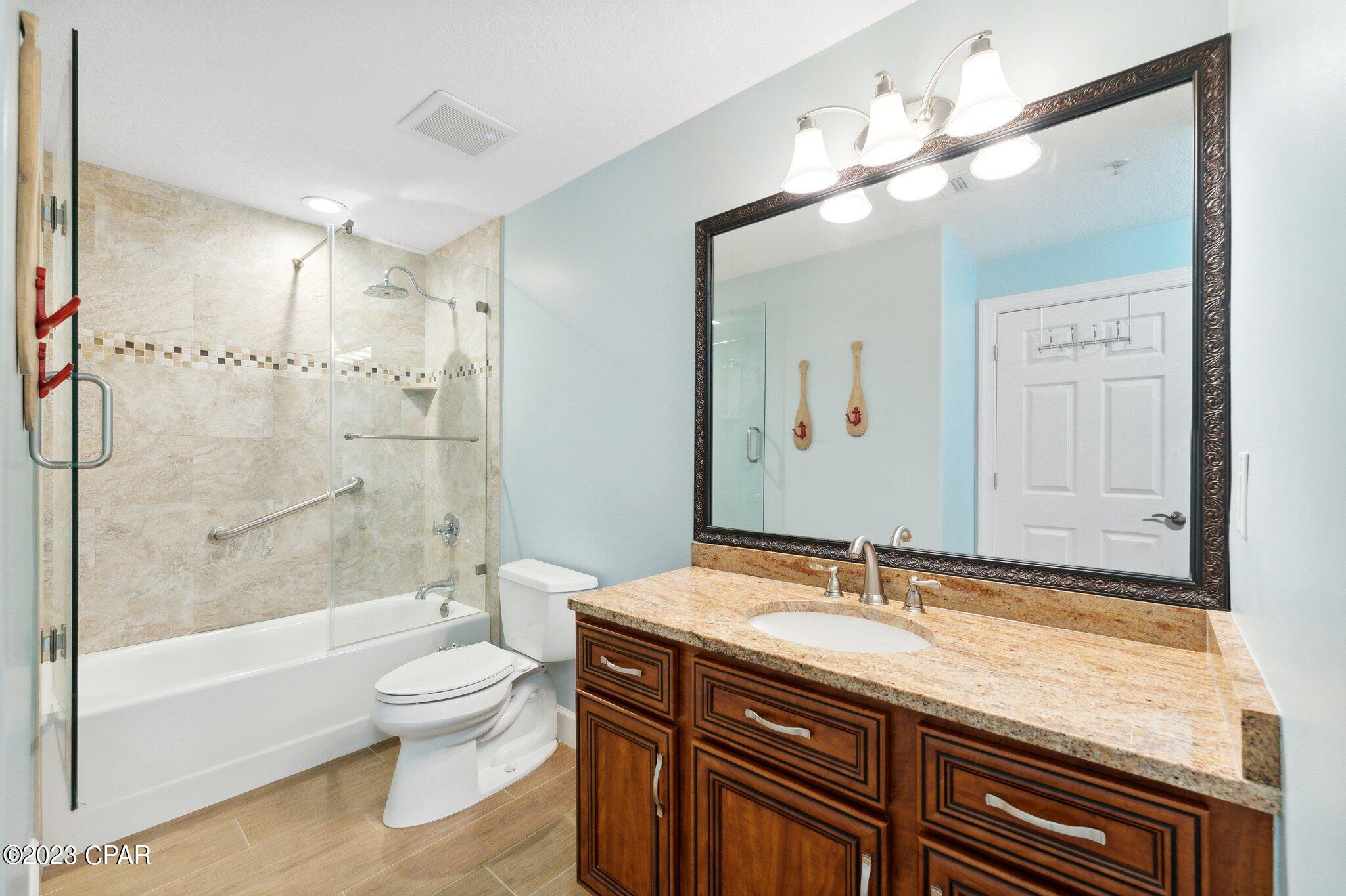 Emerald Isle - Residential