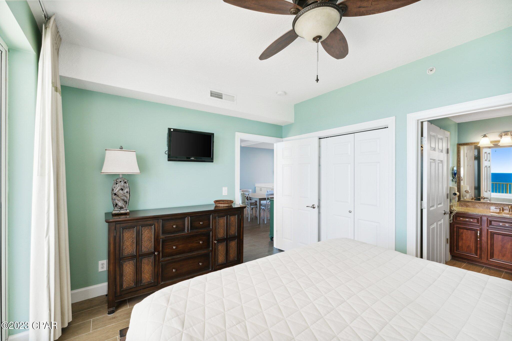 Emerald Isle - Residential