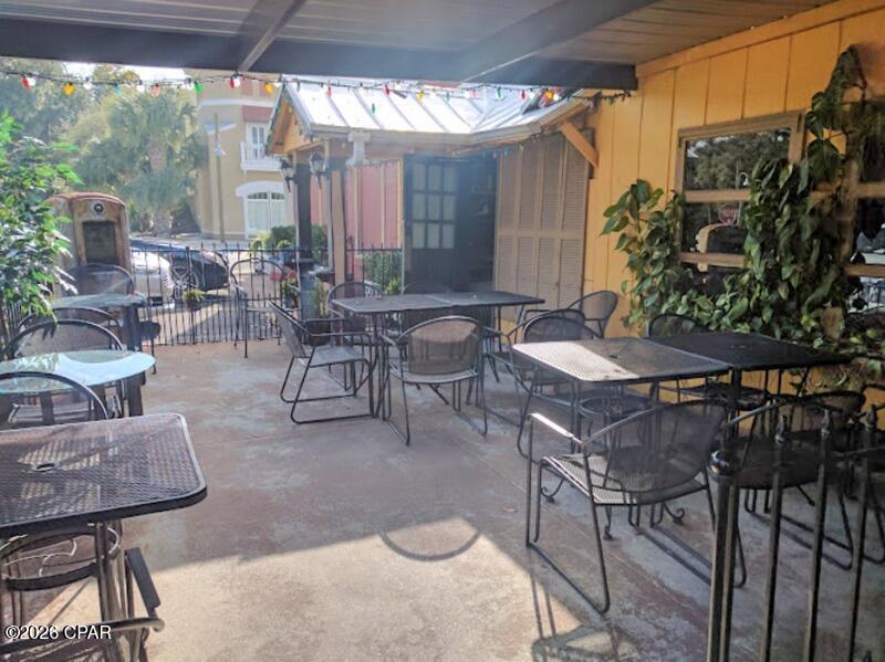 Ware Estate - Commercial Sale