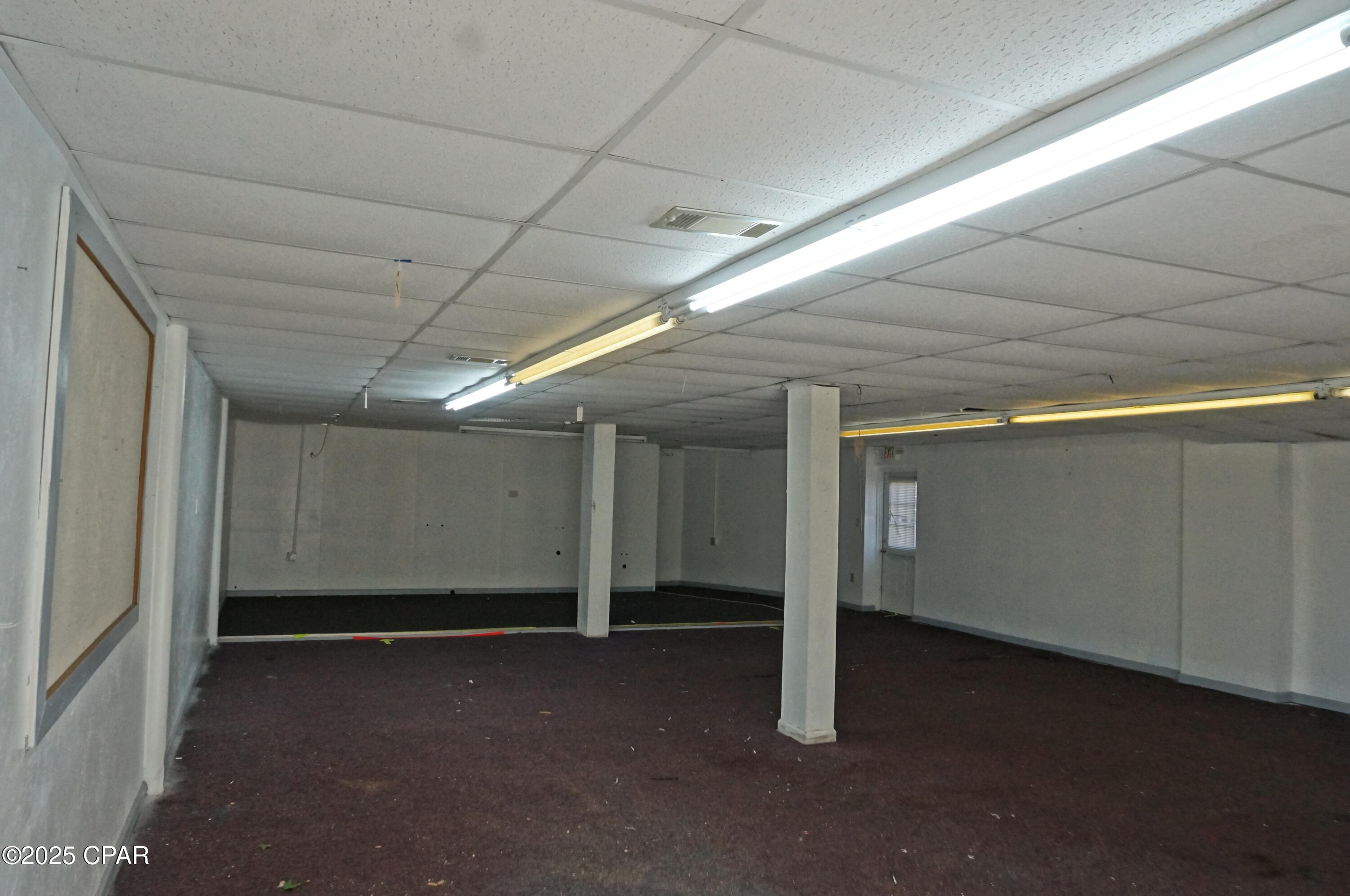 [No Recorded Subdiv] - Commercial Sale