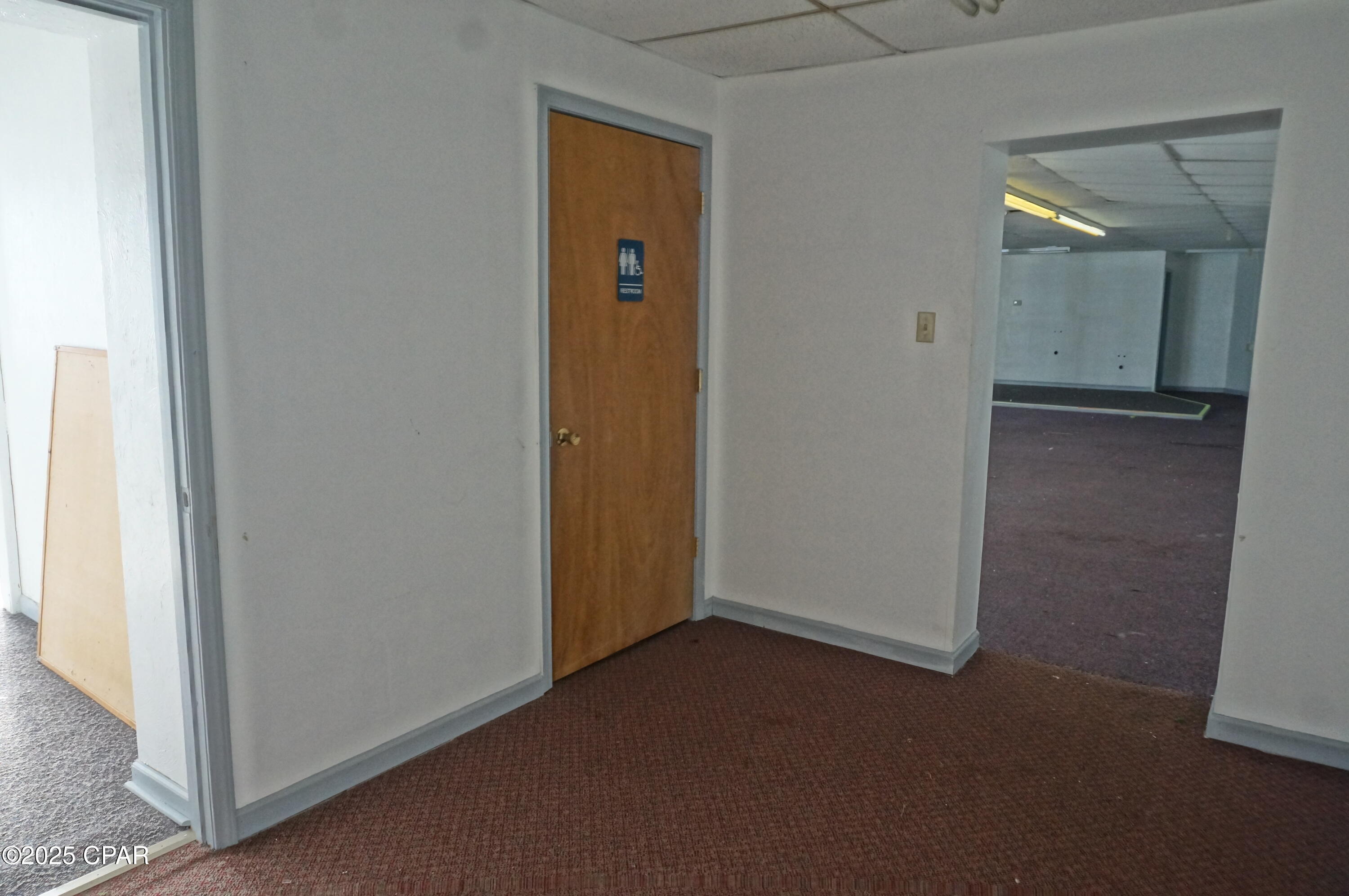 [No Recorded Subdiv] - Commercial Sale