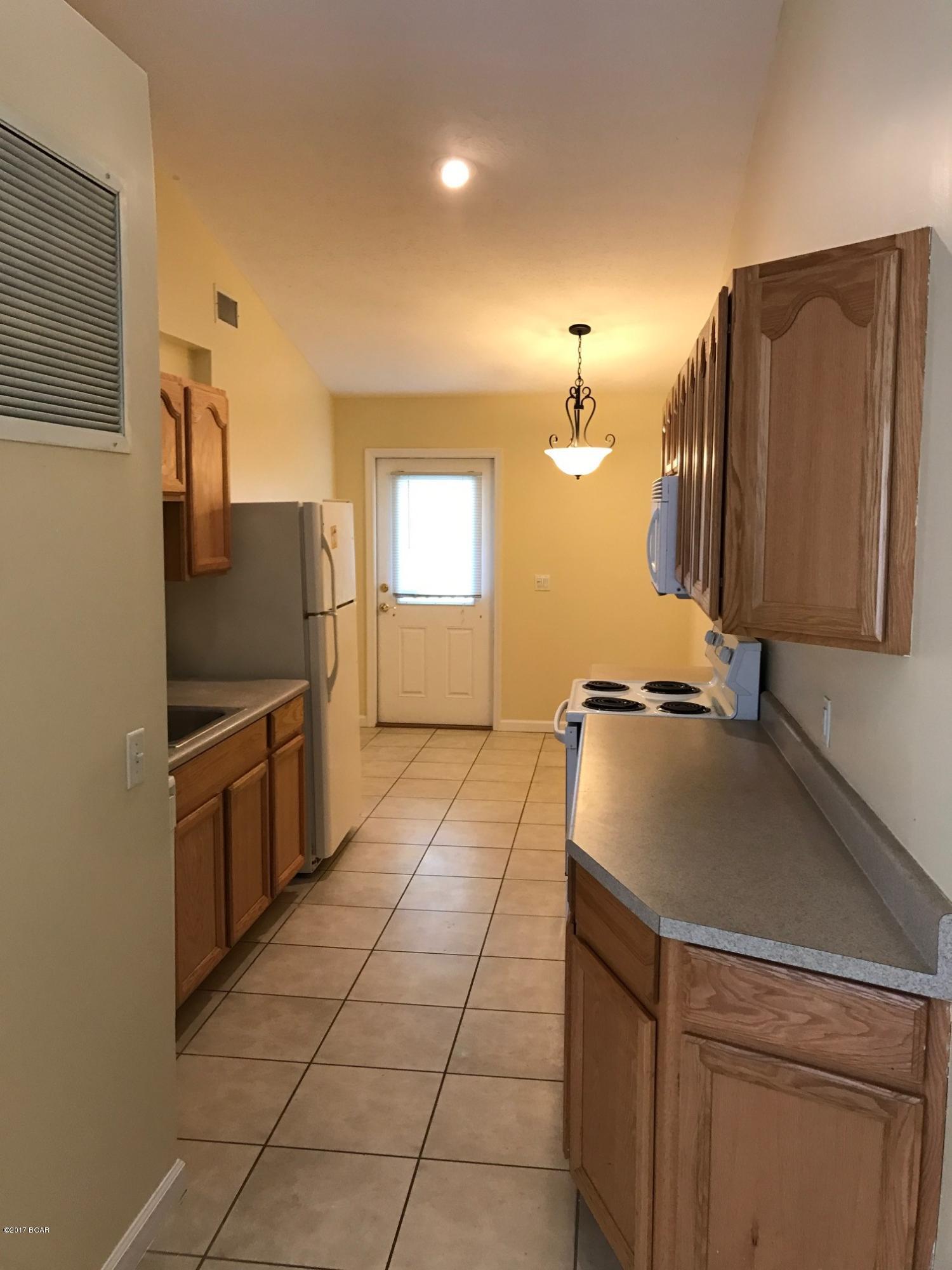 [No Recorded Subdiv] - Residential Lease