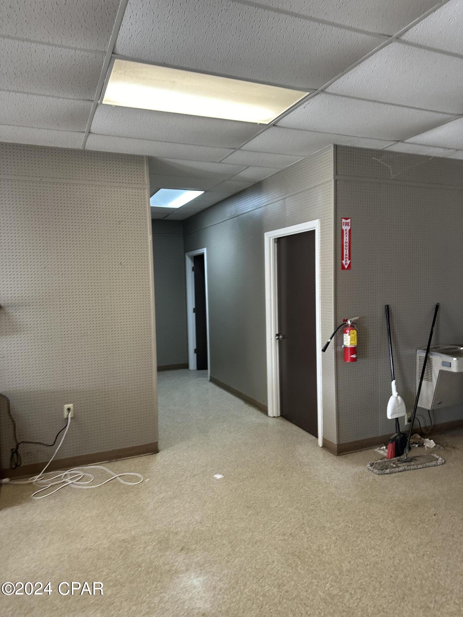 [No Recorded Subdiv] - Commercial Sale