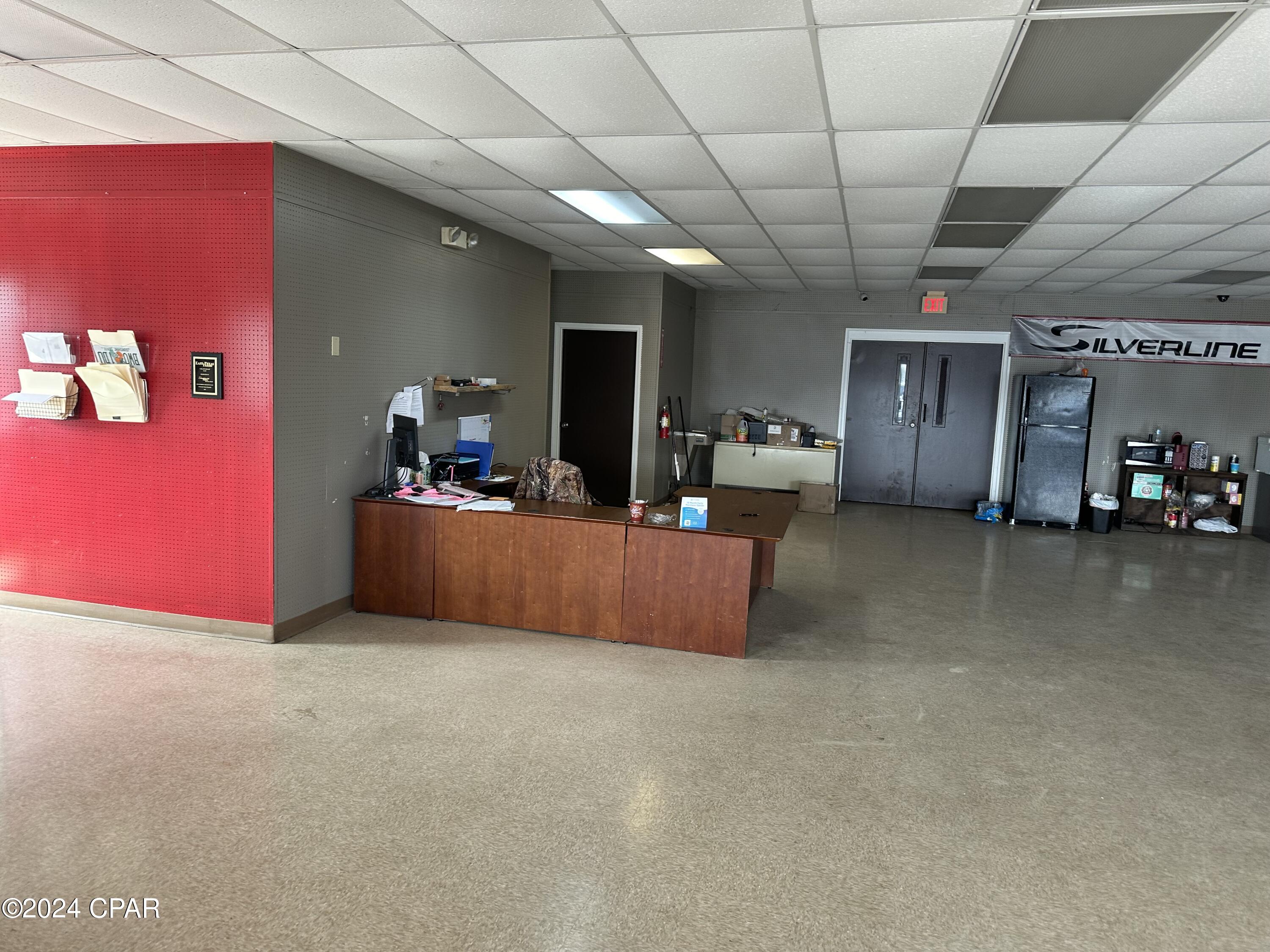 [No Recorded Subdiv] - Commercial Sale